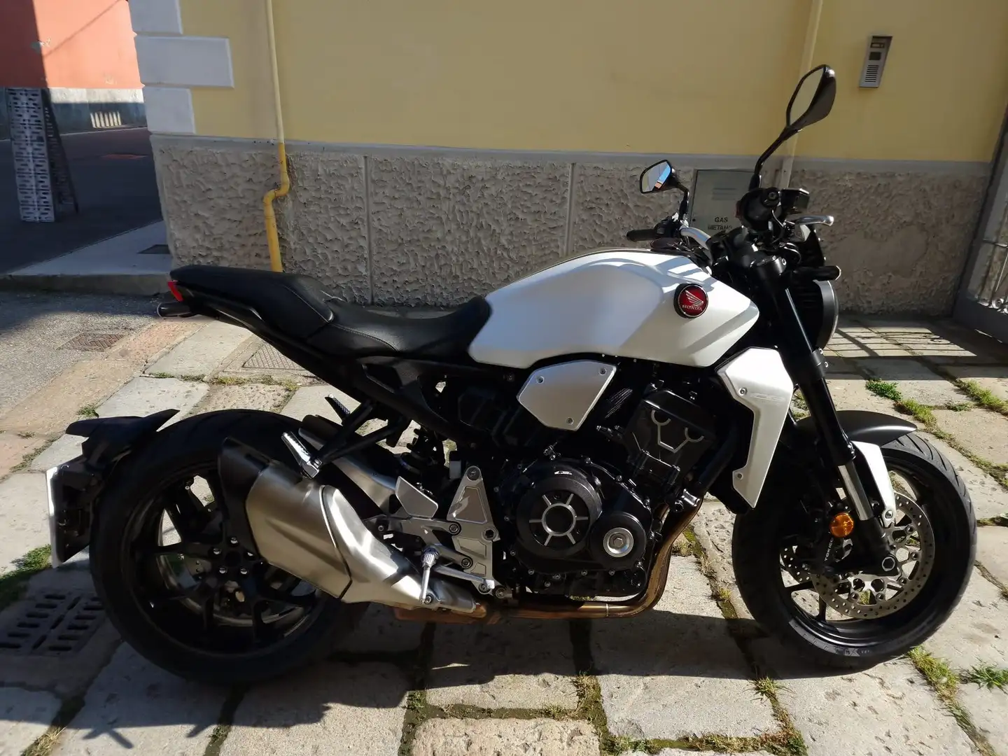 Honda CB 1000 R Alb - 1