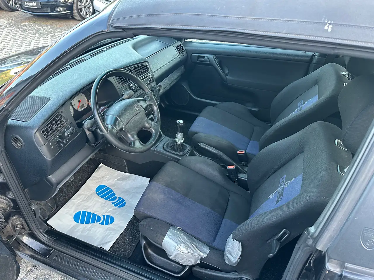 Volkswagen Golf 1.8 Bon Jovi - Benzin, Cabrio, foto 11