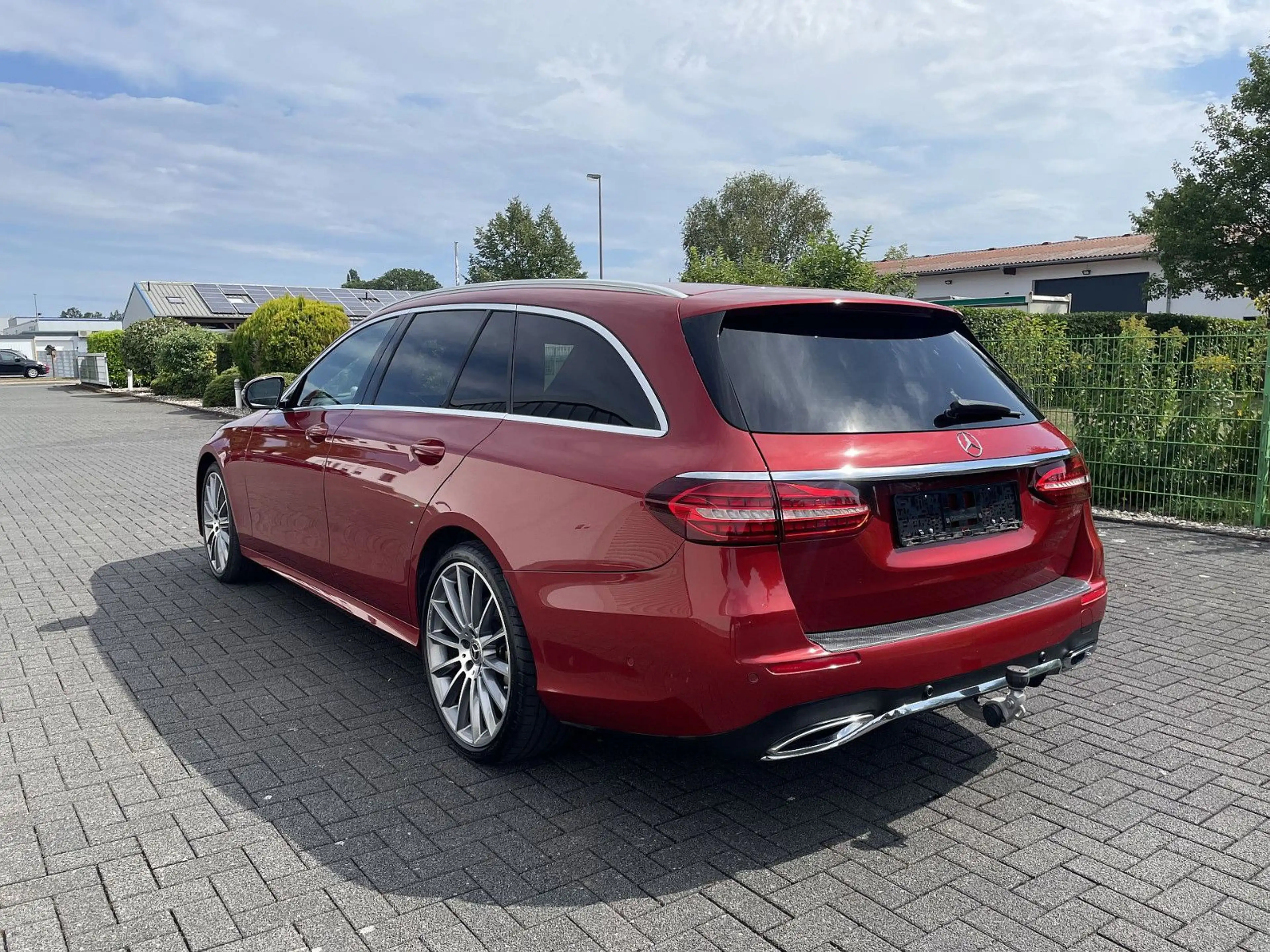Mercedes-Benz E 400 d 4M AMG AIR*ACC*BURMEST*GSD*STHZG*20"LM* — photo 5