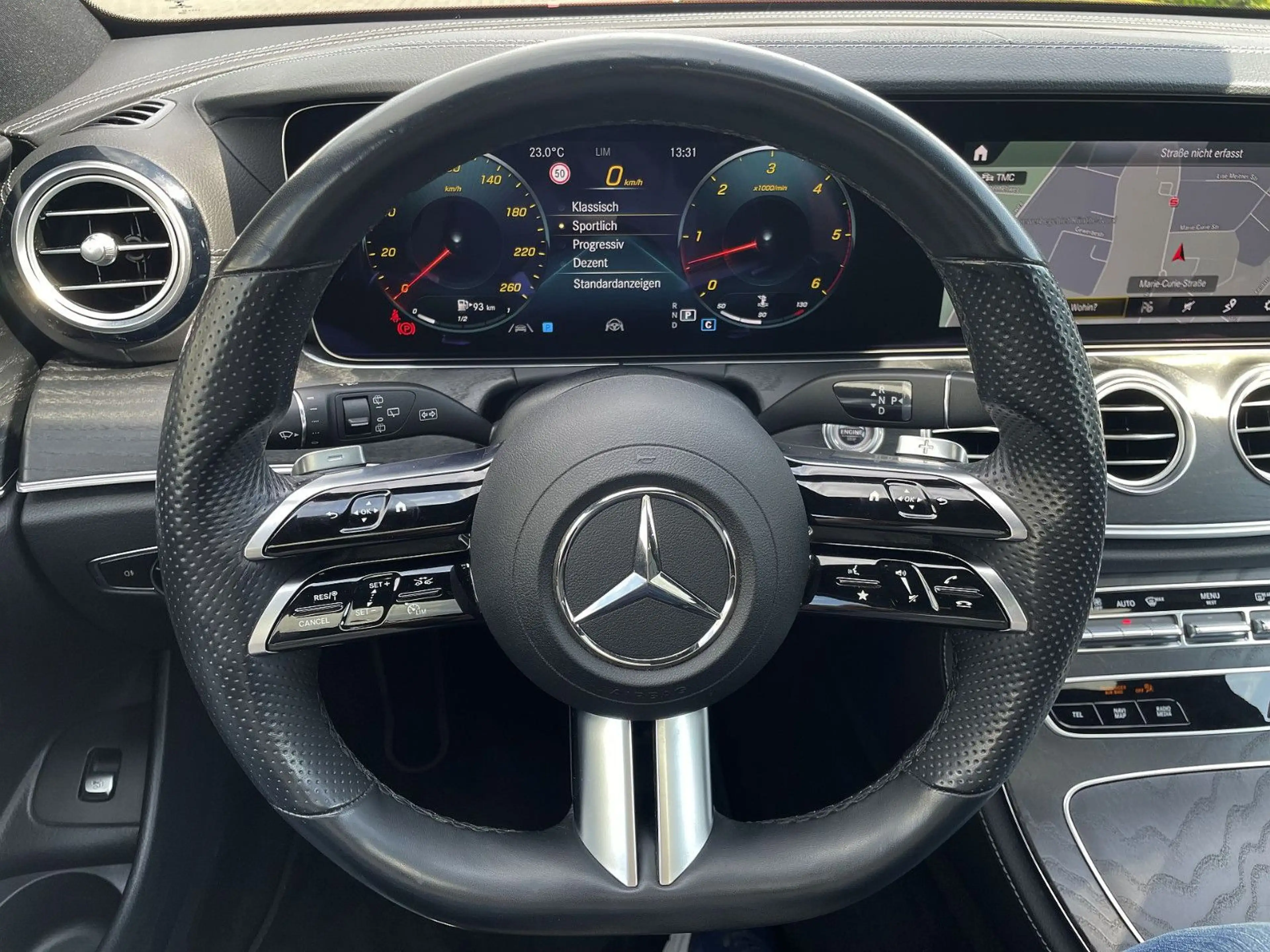 Mercedes-Benz E 400 d 4M AMG AIR*ACC*BURMEST*GSD*STHZG*20"LM* — photo 14