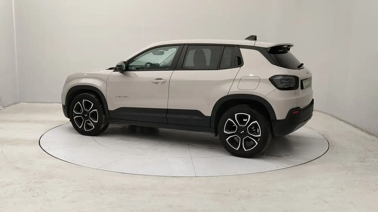 Jeep Avenger 1.2 Turbo Summit 5