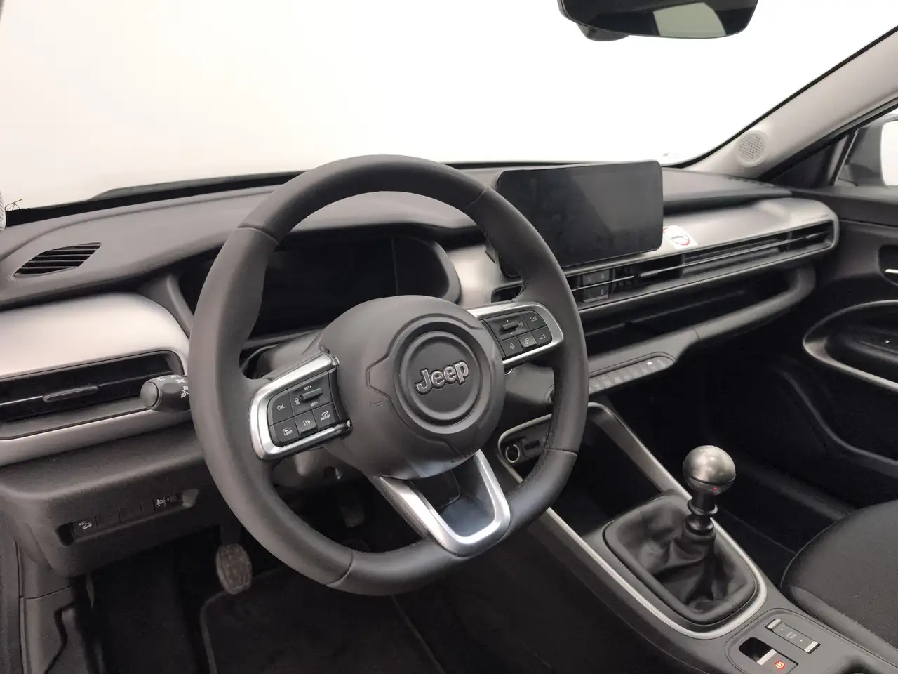 Jeep Avenger 1.2 Turbo Summit 8