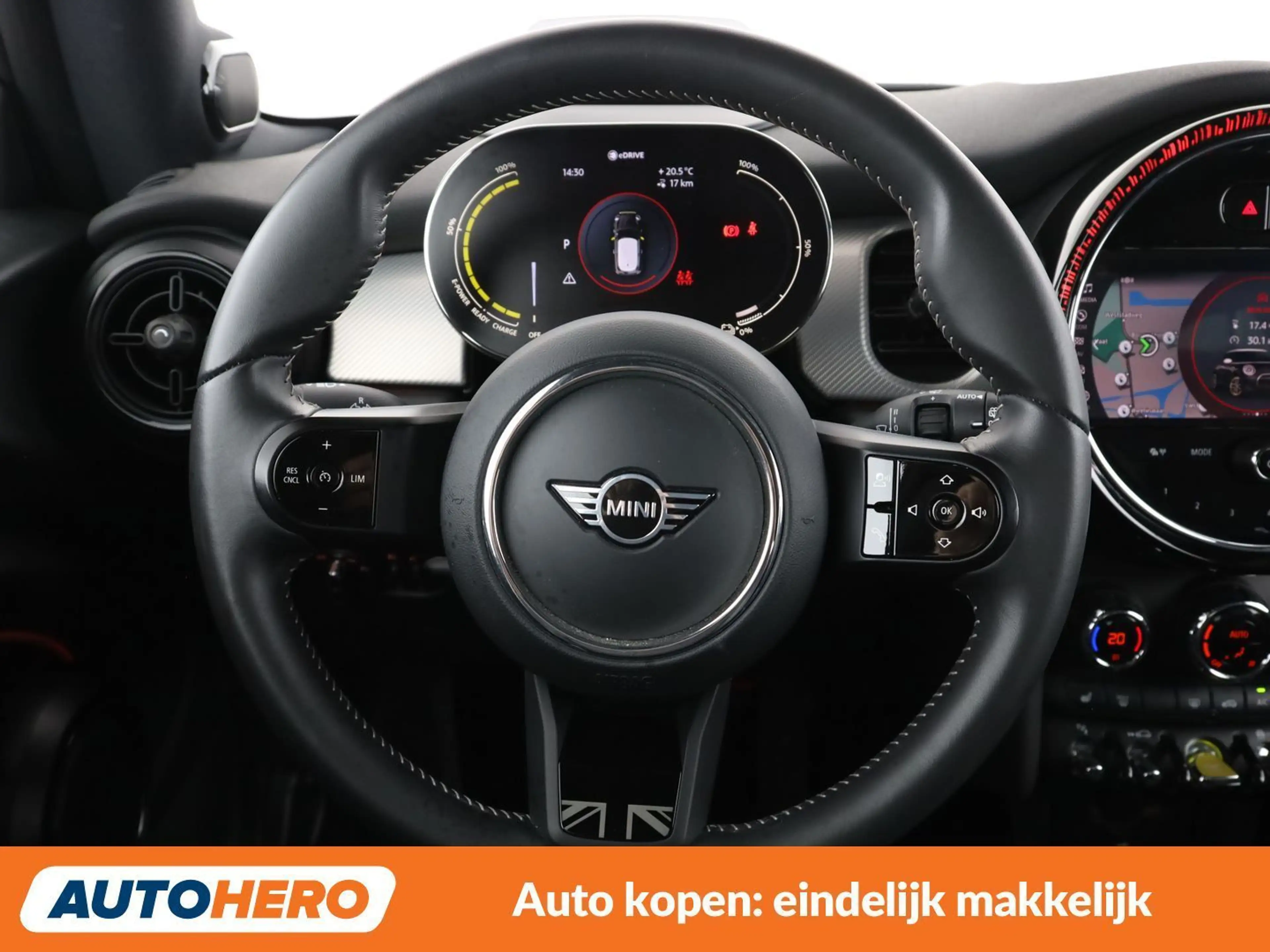 MINI Cooper SE Cooper SE Yours Trim — photo 13
