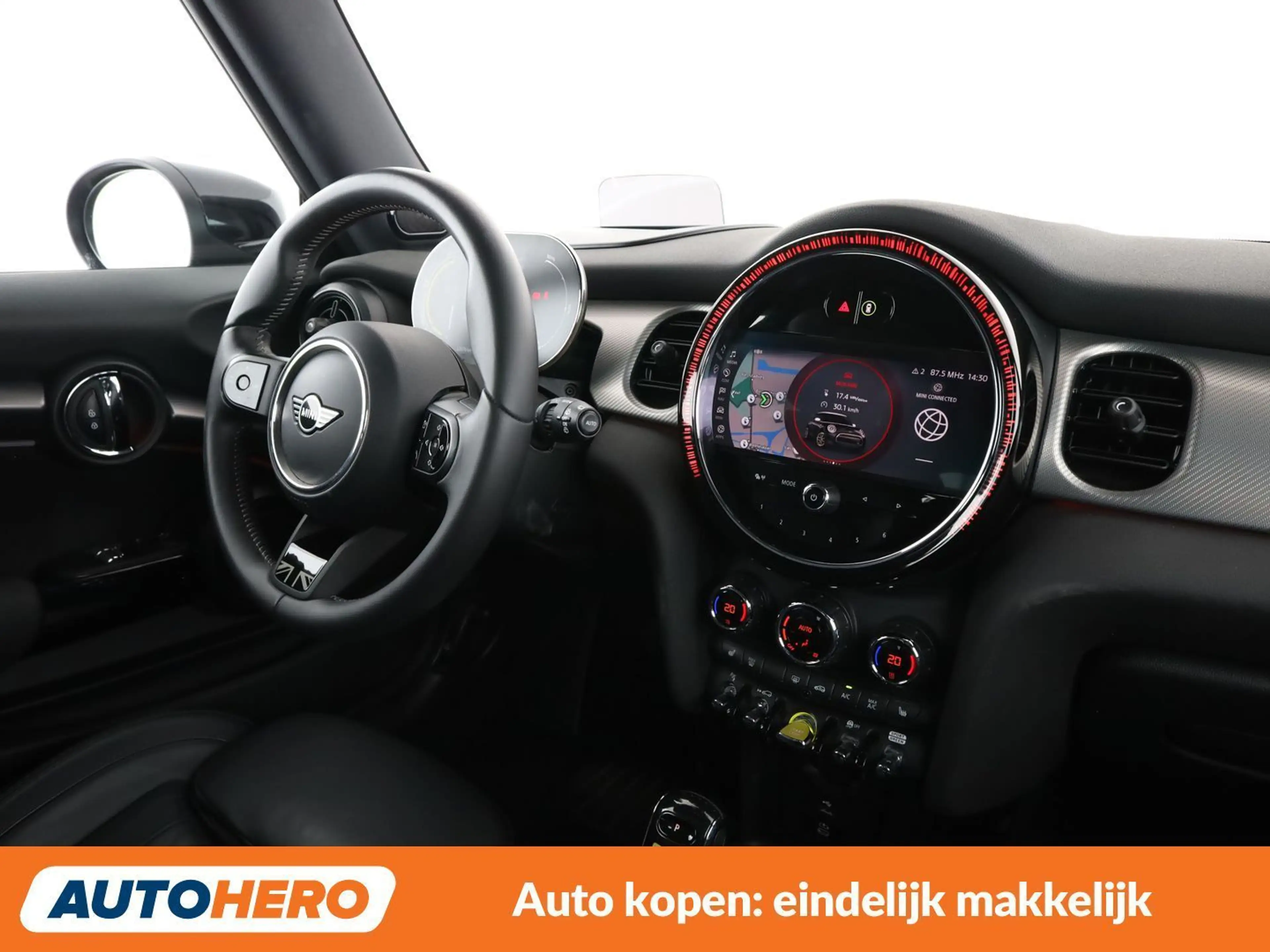 MINI Cooper SE Cooper SE Yours Trim — photo 12