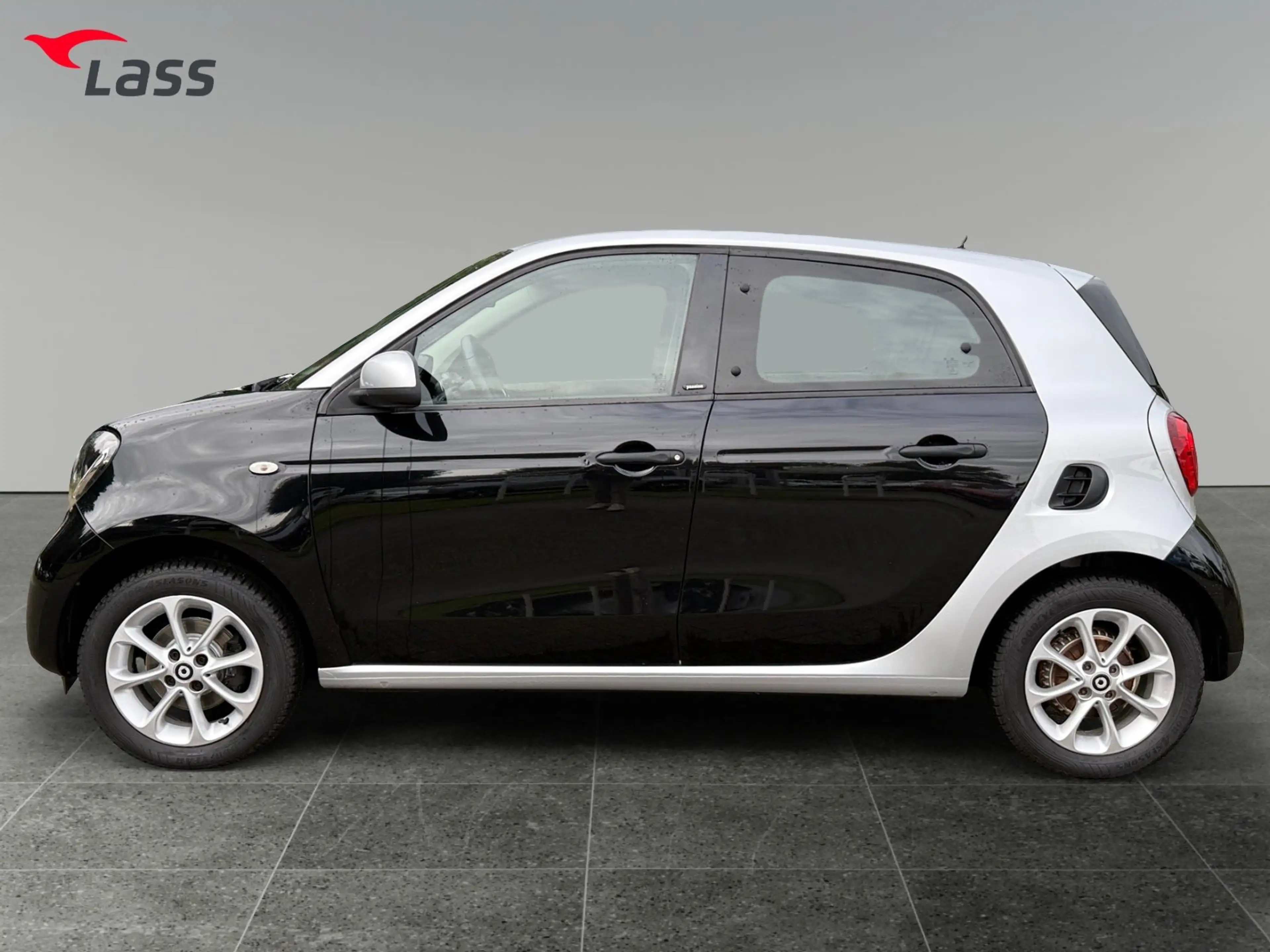 smart forFour 1.0 passion KLIMA | ALLWETTER | PARKHILFE — photo 3