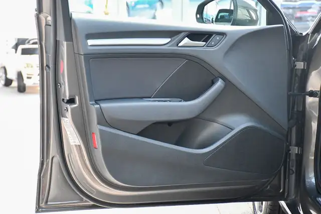 Audi A3 view 7