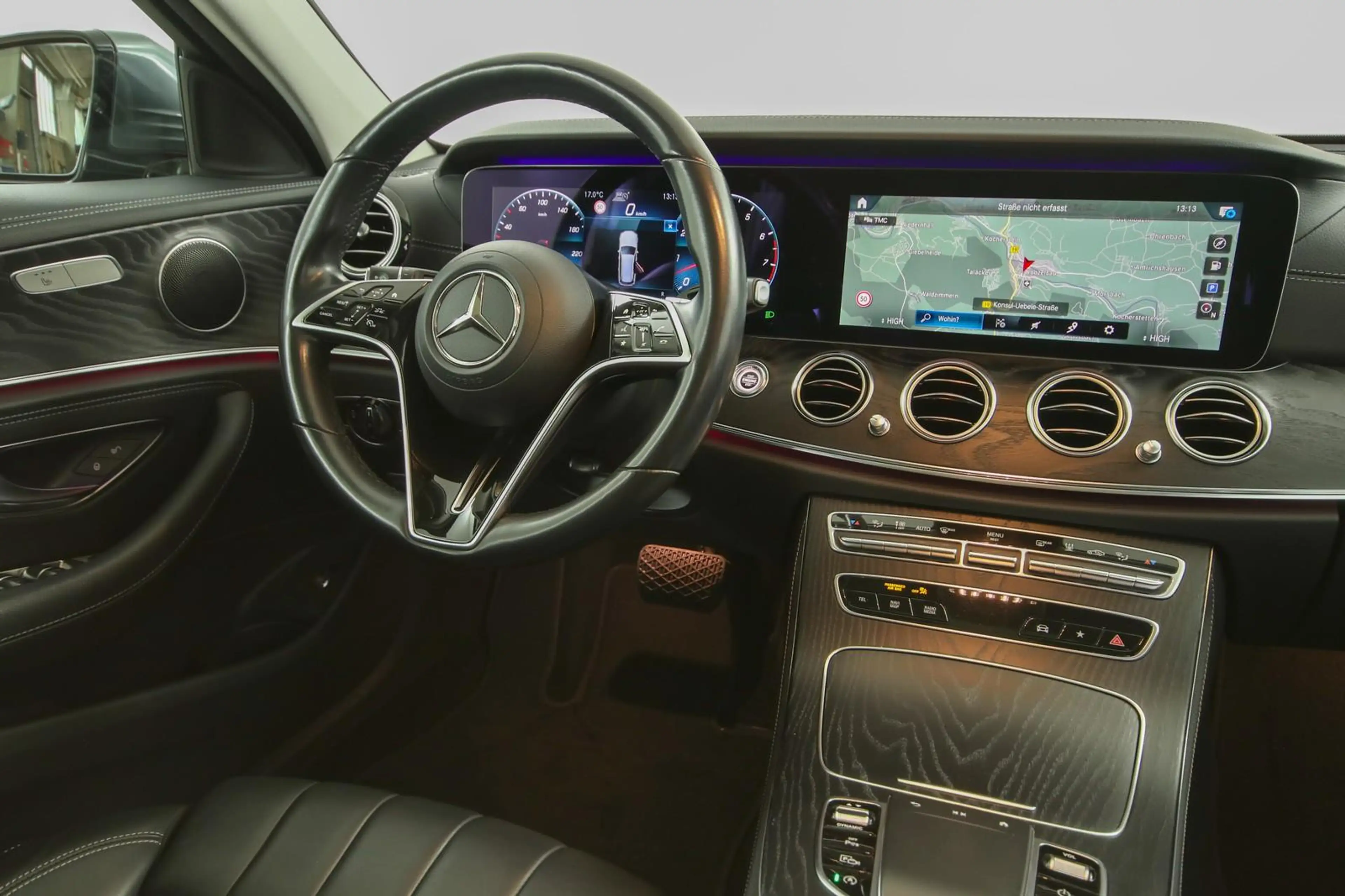 Mercedes-Benz E 450 4Matic Exclusive Pano Leder Kamera — photo 9