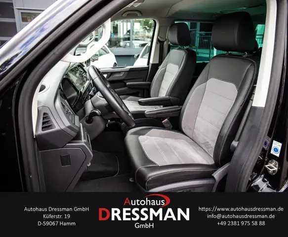 Volkswagen Multivan view 11