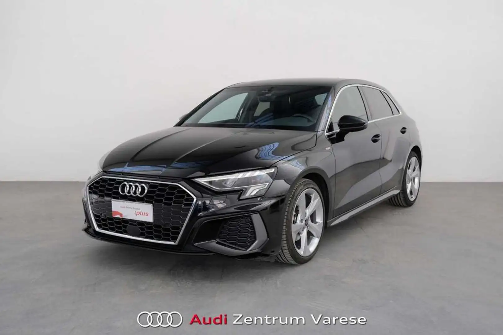 Audi A3 Sportback 35 2.0 tdi S line Edition s-tronic Zwart - 1