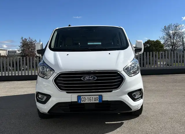Ford Tourneo Custom