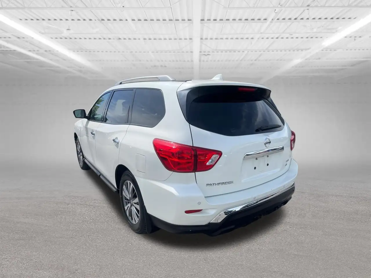 Nissan Pathfinder fotografie Nissan Pathfinder