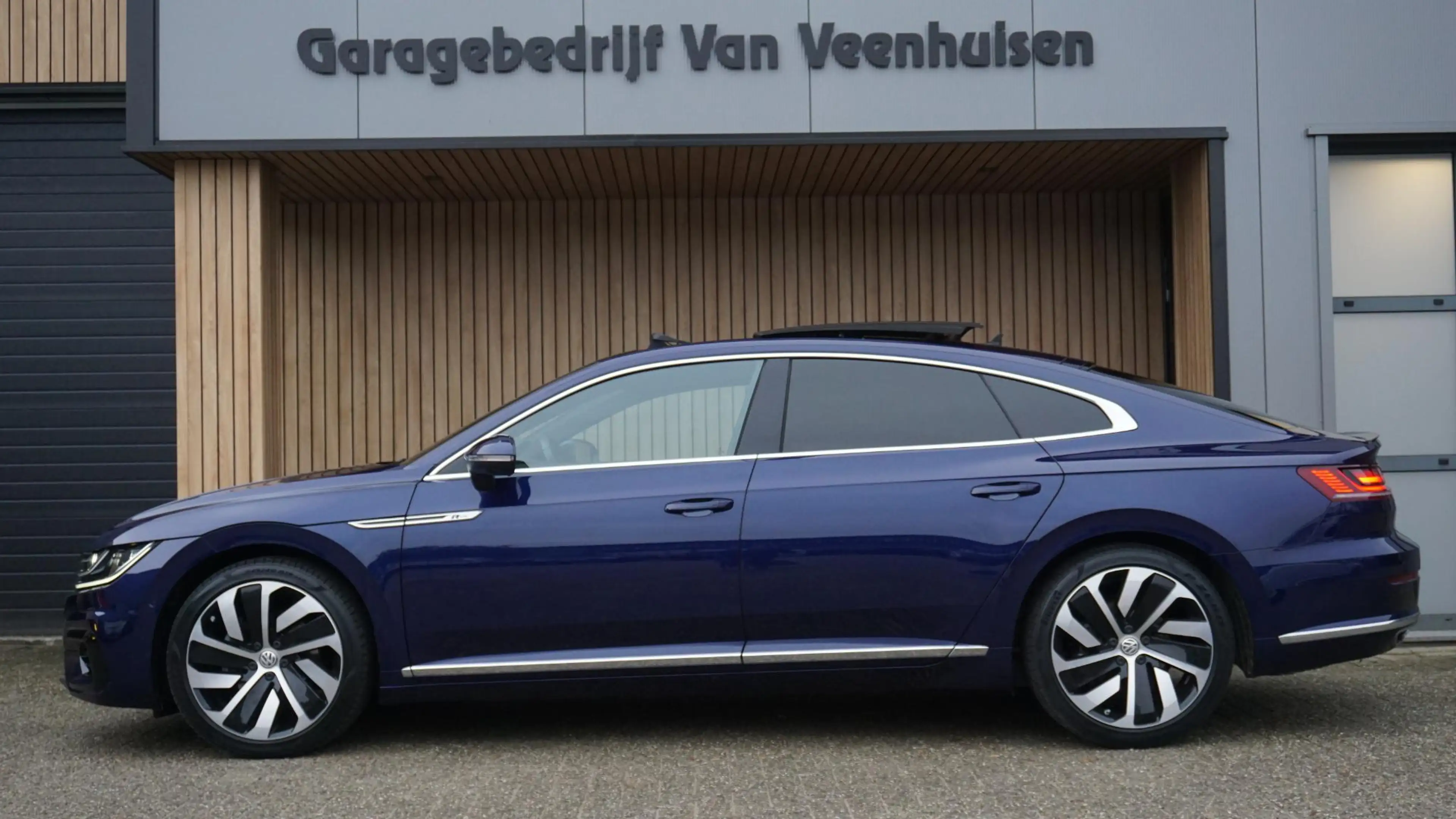 Volkswagen Arteon 2.0 TSI 190PK 3X R-LINE Pano.Dak DynAudio Standkac — photo 2