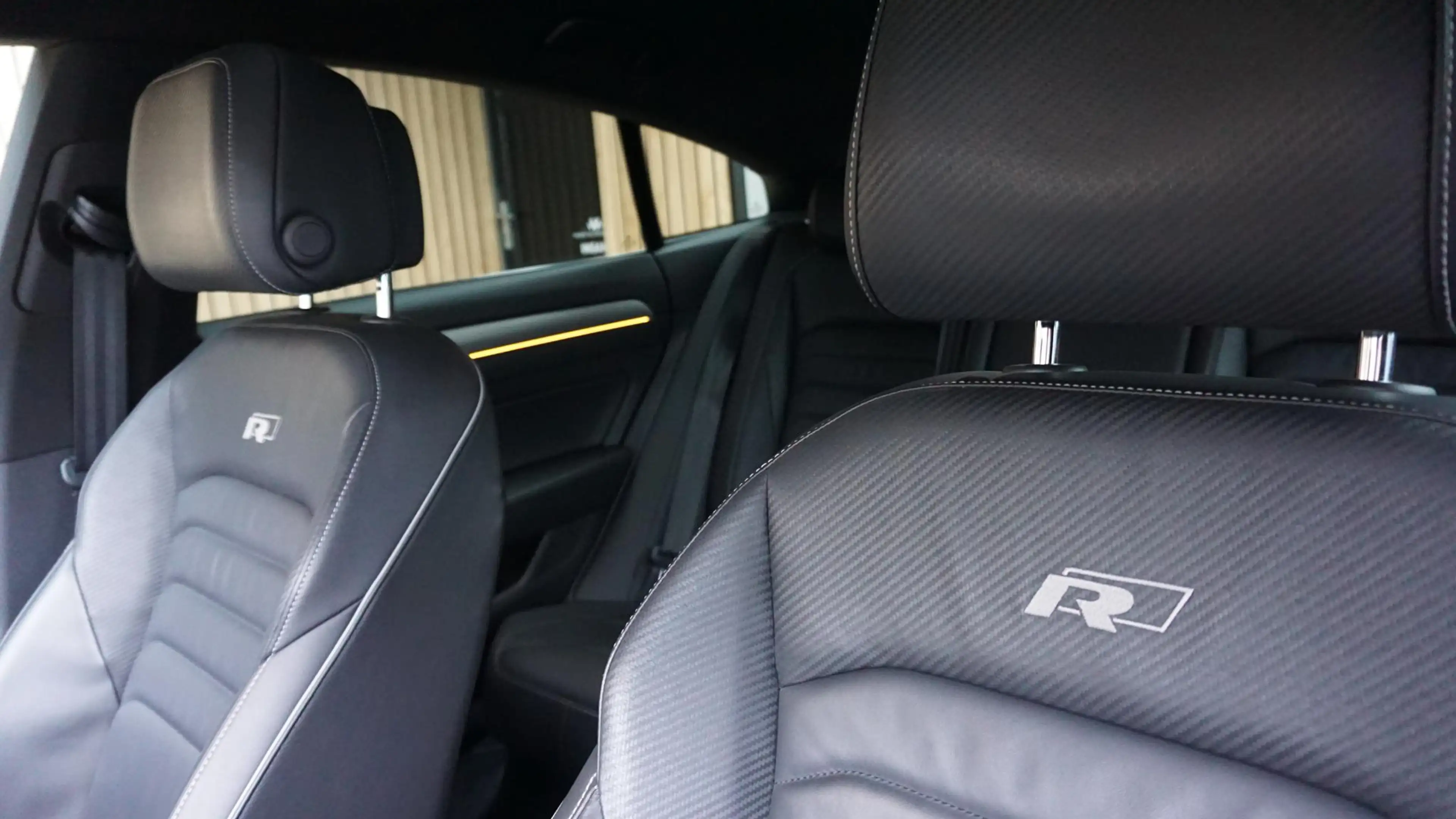 Volkswagen Arteon 2.0 TSI 190PK 3X R-LINE Pano.Dak DynAudio Standkac — photo 32