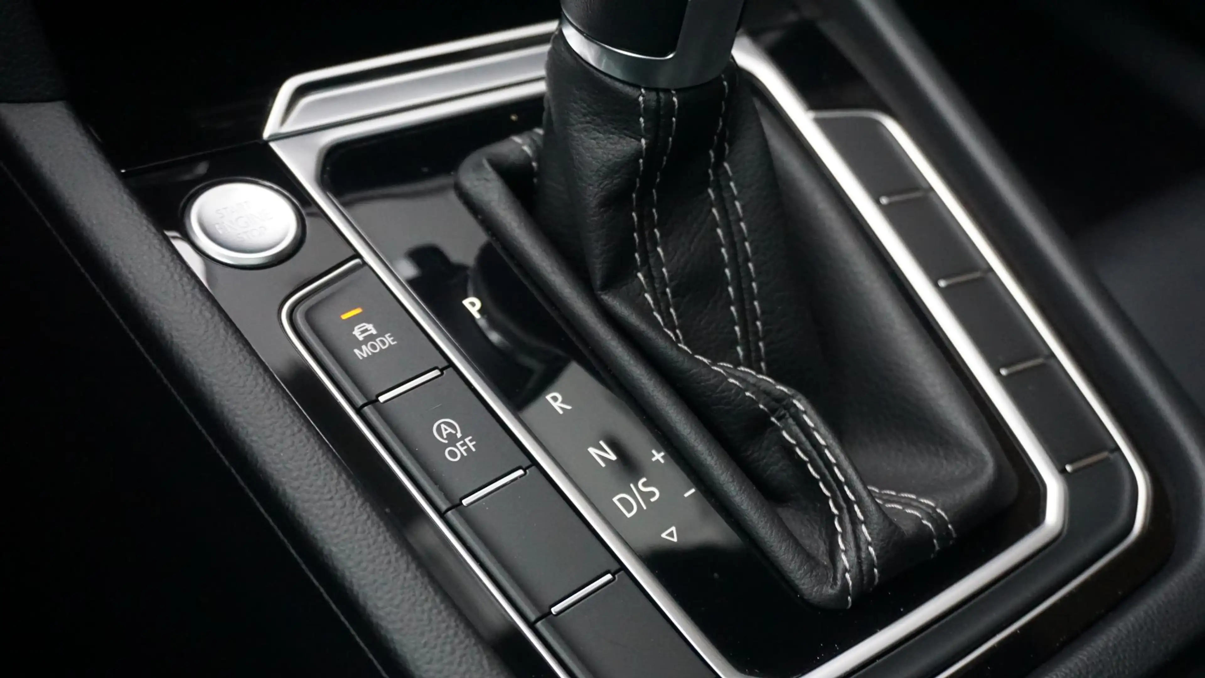 Volkswagen Arteon 2.0 TSI 190PK 3X R-LINE Pano.Dak DynAudio Standkac — photo 26