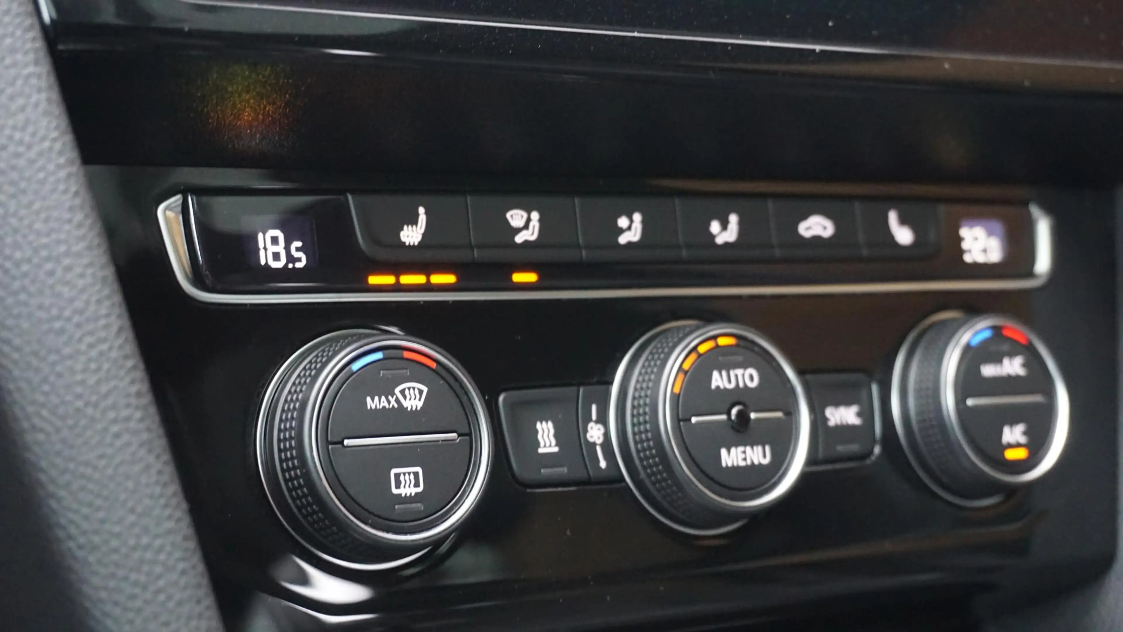 Volkswagen Arteon 2.0 TSI 190PK 3X R-LINE Pano.Dak DynAudio Standkac — photo 28