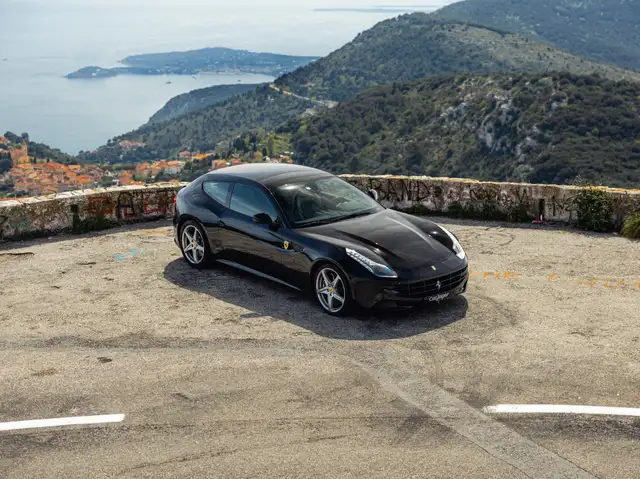 Ferrari FF FF V12 6.0 660ch