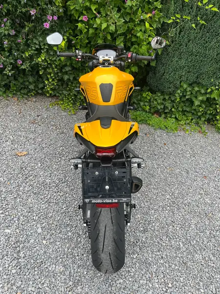 Triumph Street Triple RS - foto 7