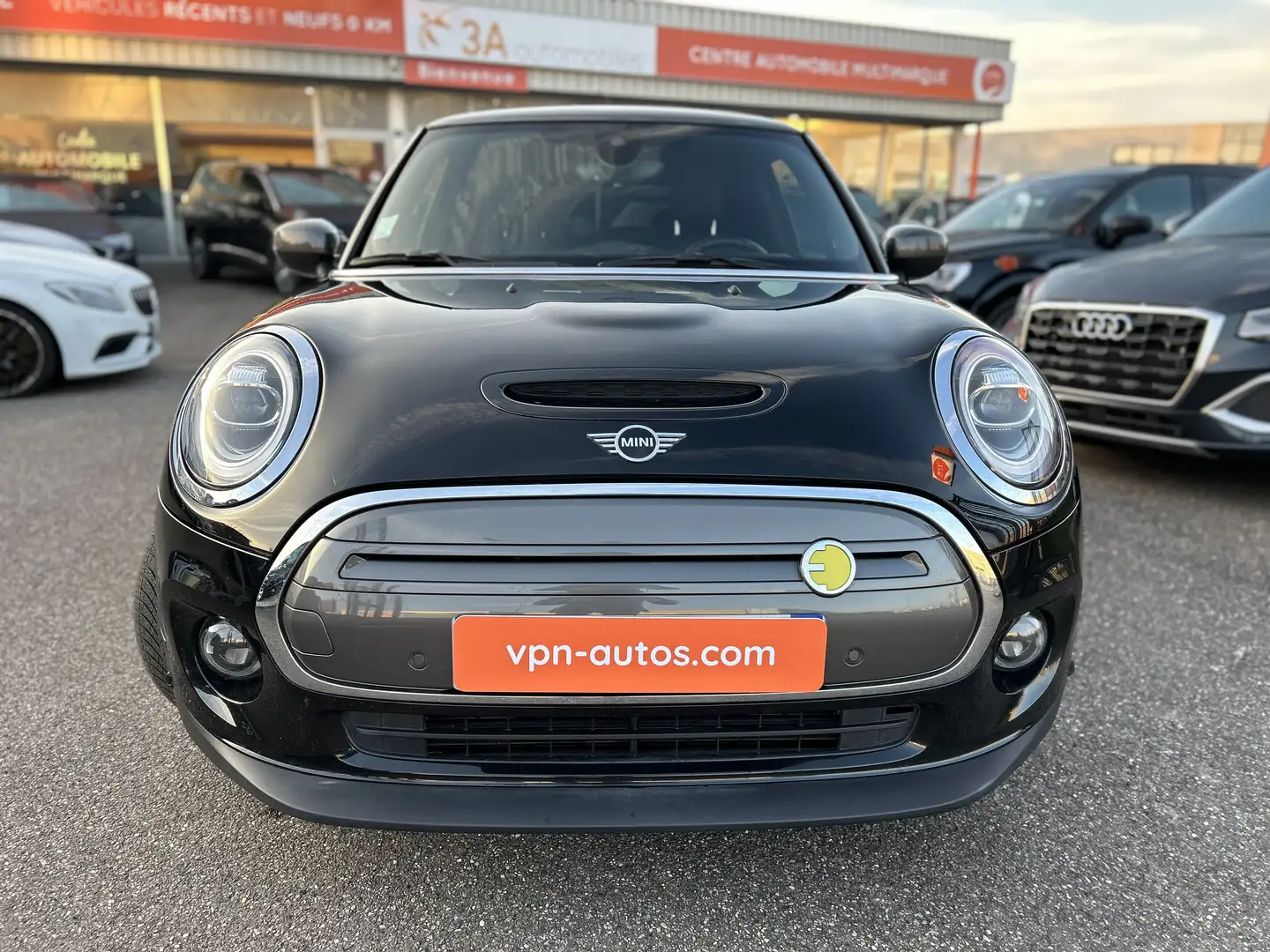 MINI Cooper SE Cooper SE 184 ch Finition Yours Zwart - 2