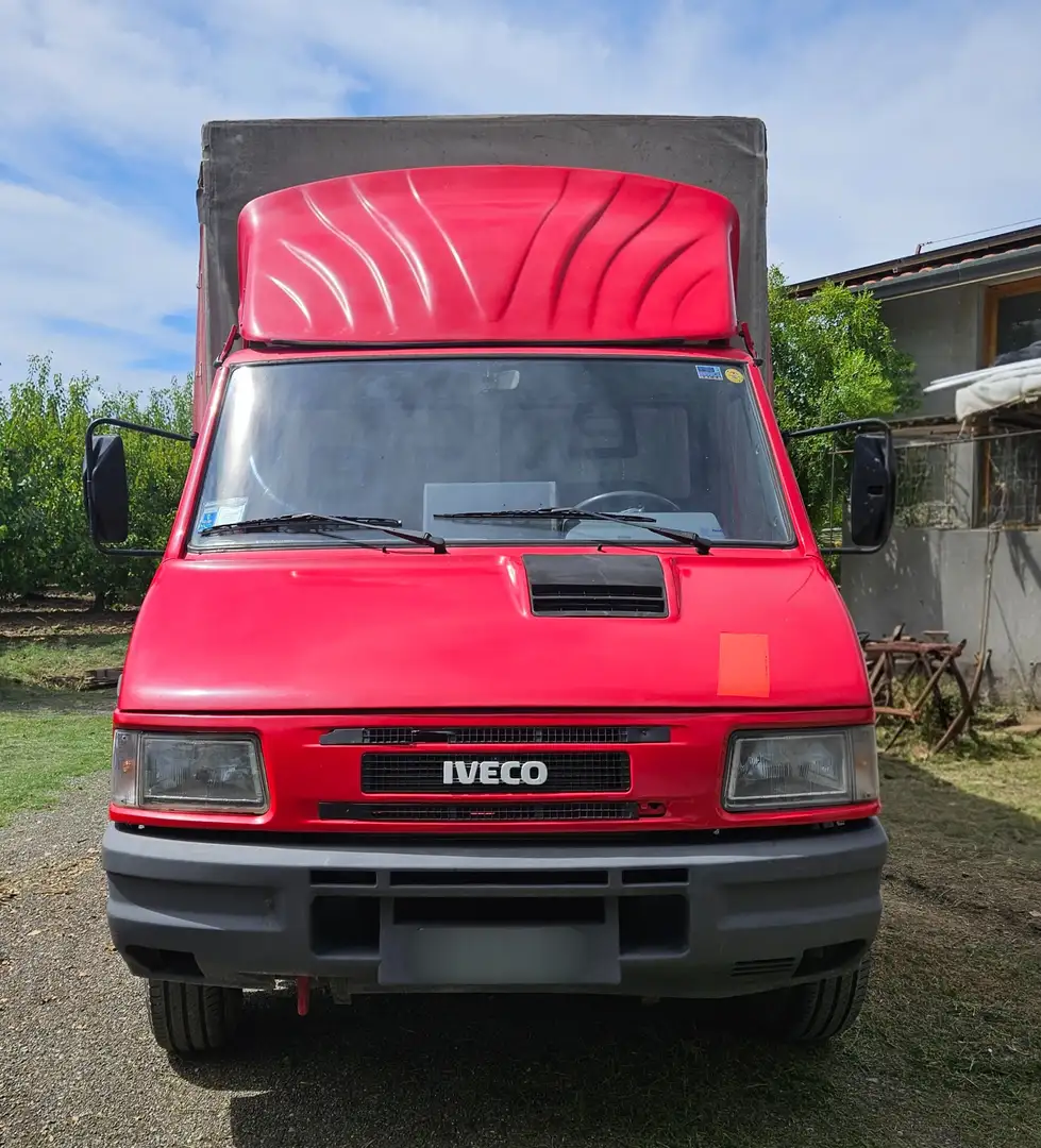 Iveco Daily 2.8 td 60q Червоний - 1