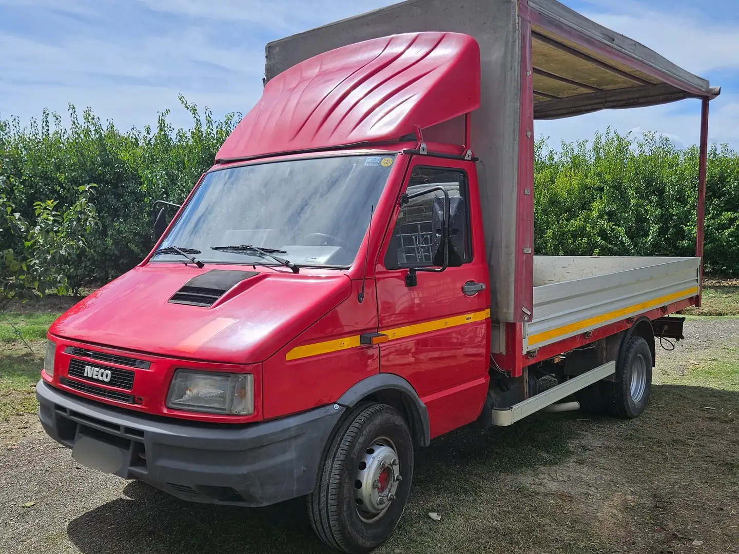 Iveco Daily 2.8 td 60q Червоний - 2