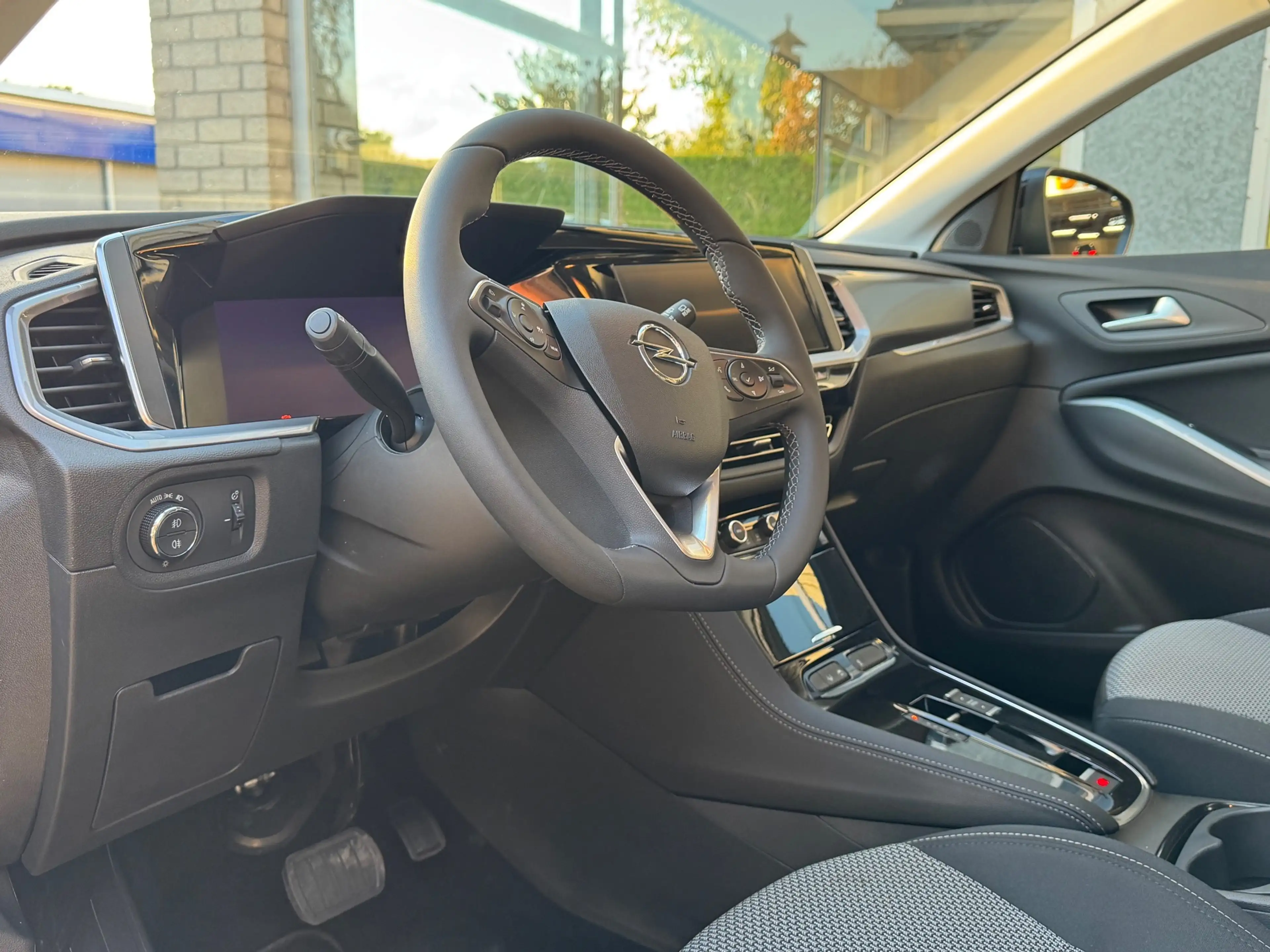 Opel Grandland 1.2 Turbo Hybrid GS — photo 7