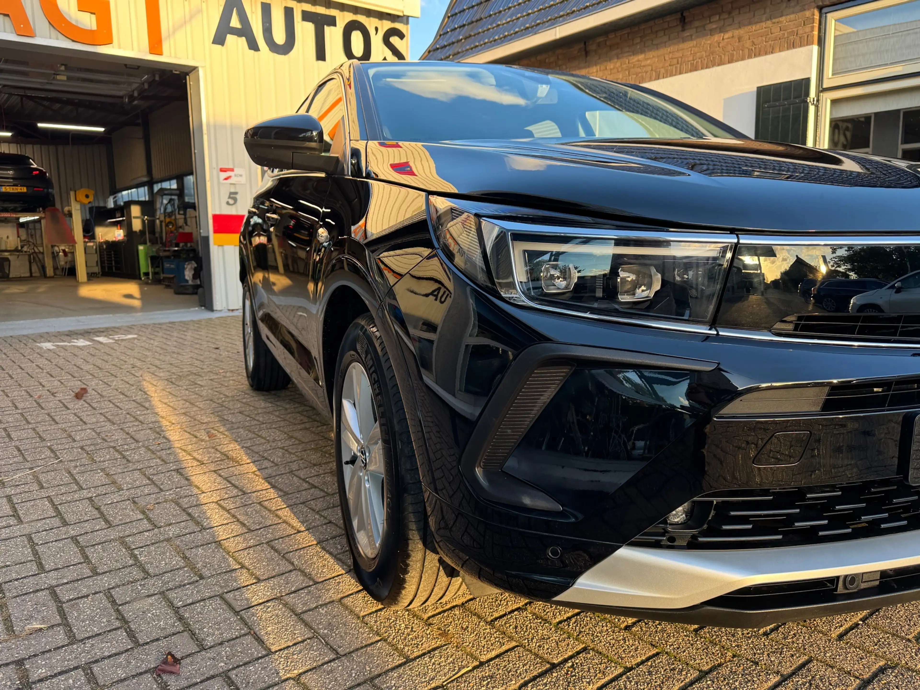 Opel Grandland 1.2 Turbo Hybrid GS — photo 5