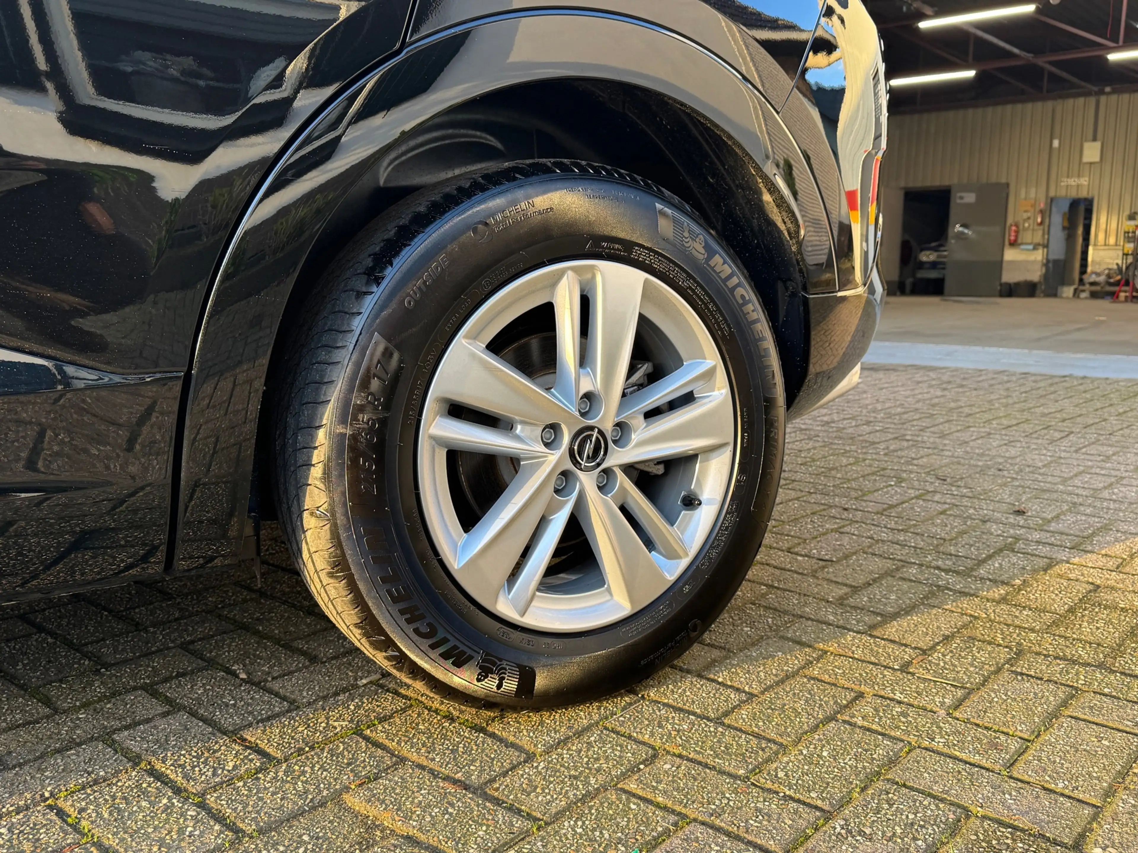 Opel Grandland 1.2 Turbo Hybrid GS — photo 6