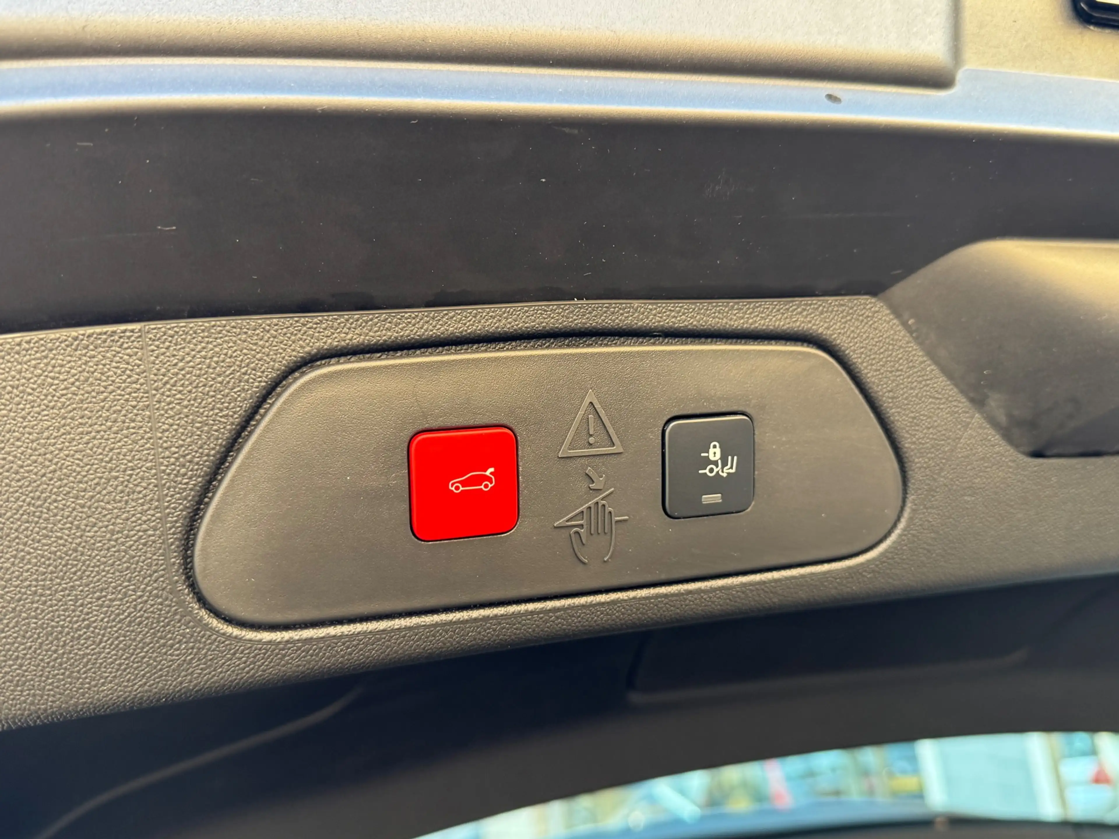Opel Grandland 1.2 Turbo Hybrid GS — photo 12