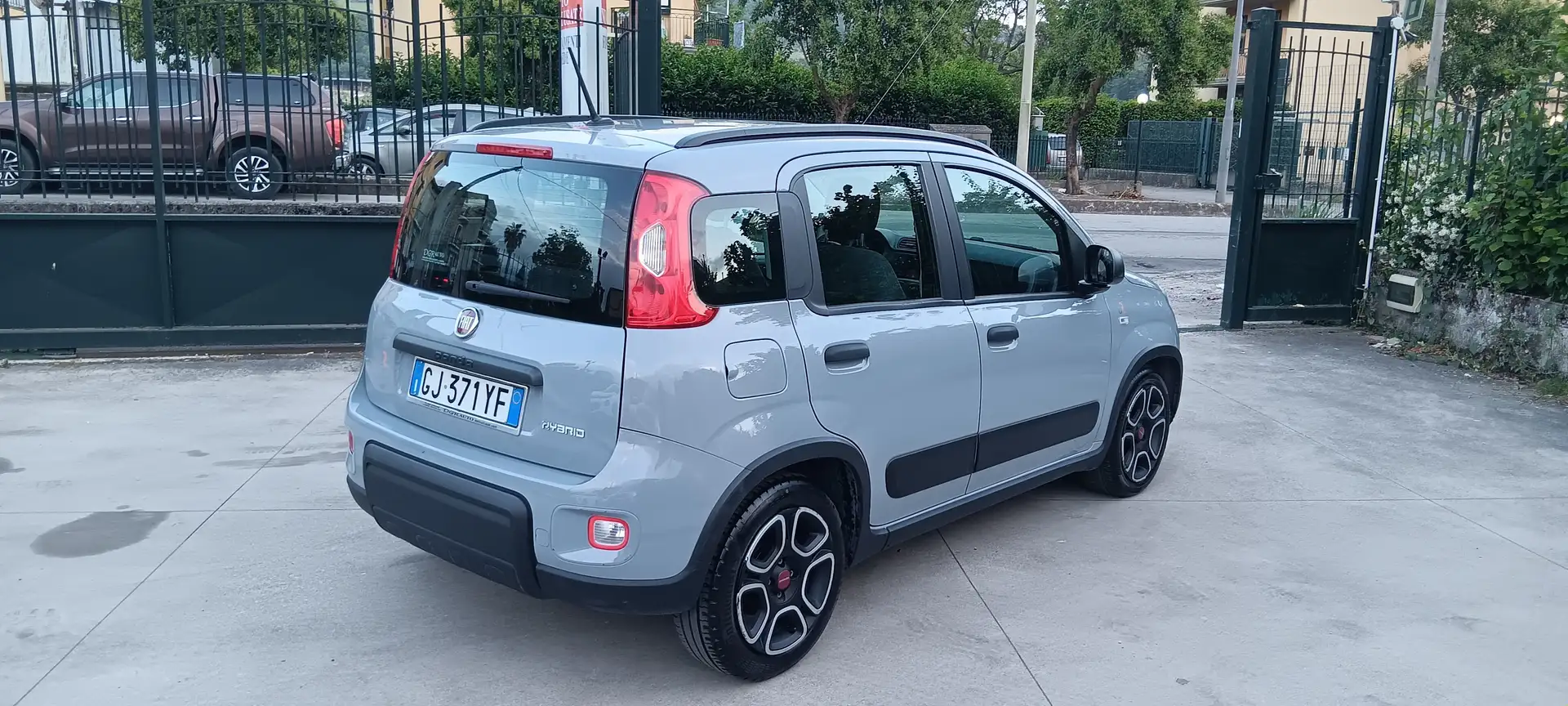 Fiat New Panda 1.0 FireFly S&S Euro 6d-Temp 2022 Grigio - 2