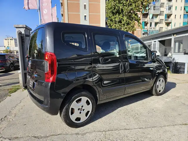 Fiat Qubo view 3