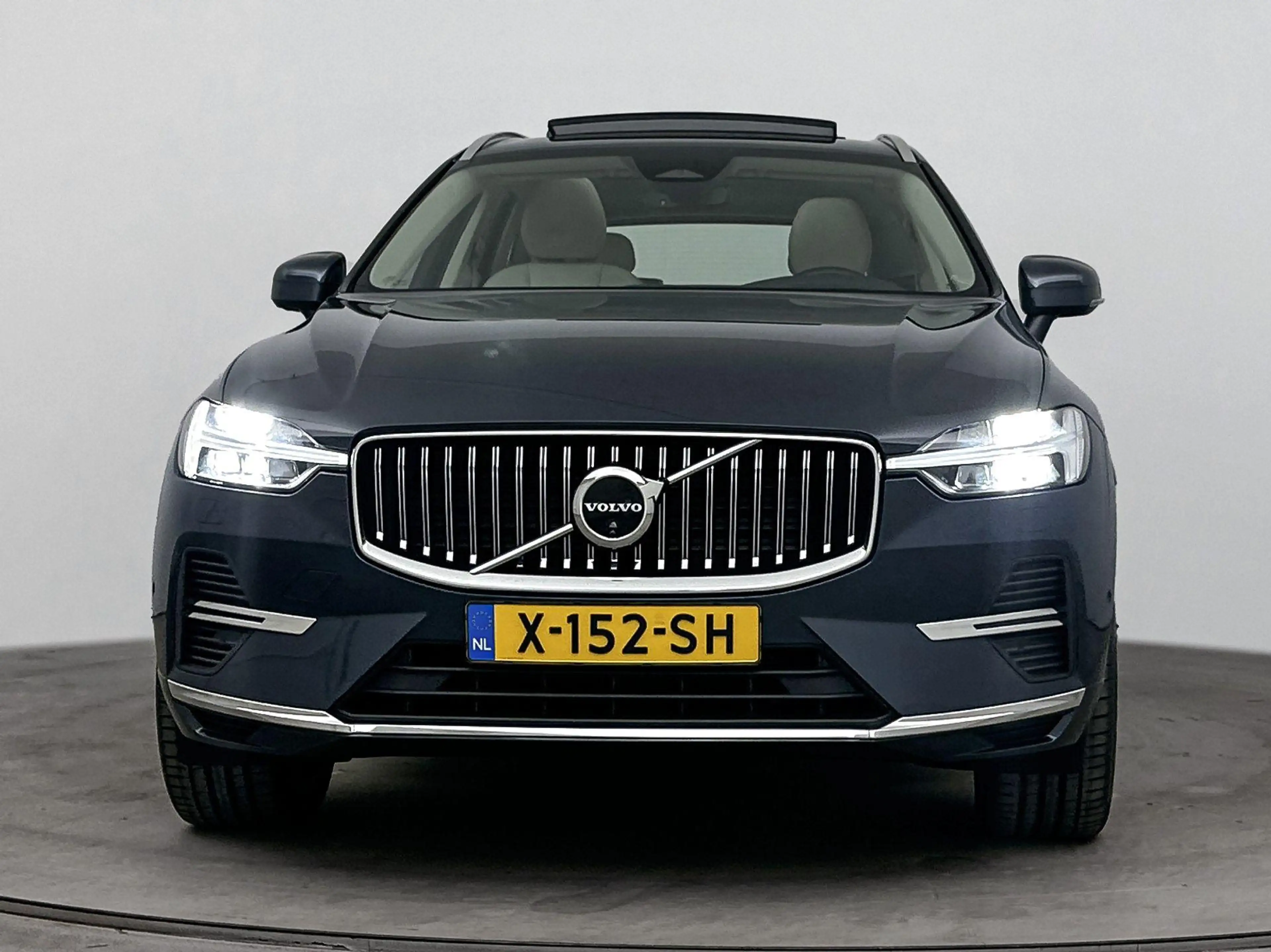 Volvo XC60 2.0 T6 Plug-in hybrid AWD Ultimate Bright 350PK | — photo 5