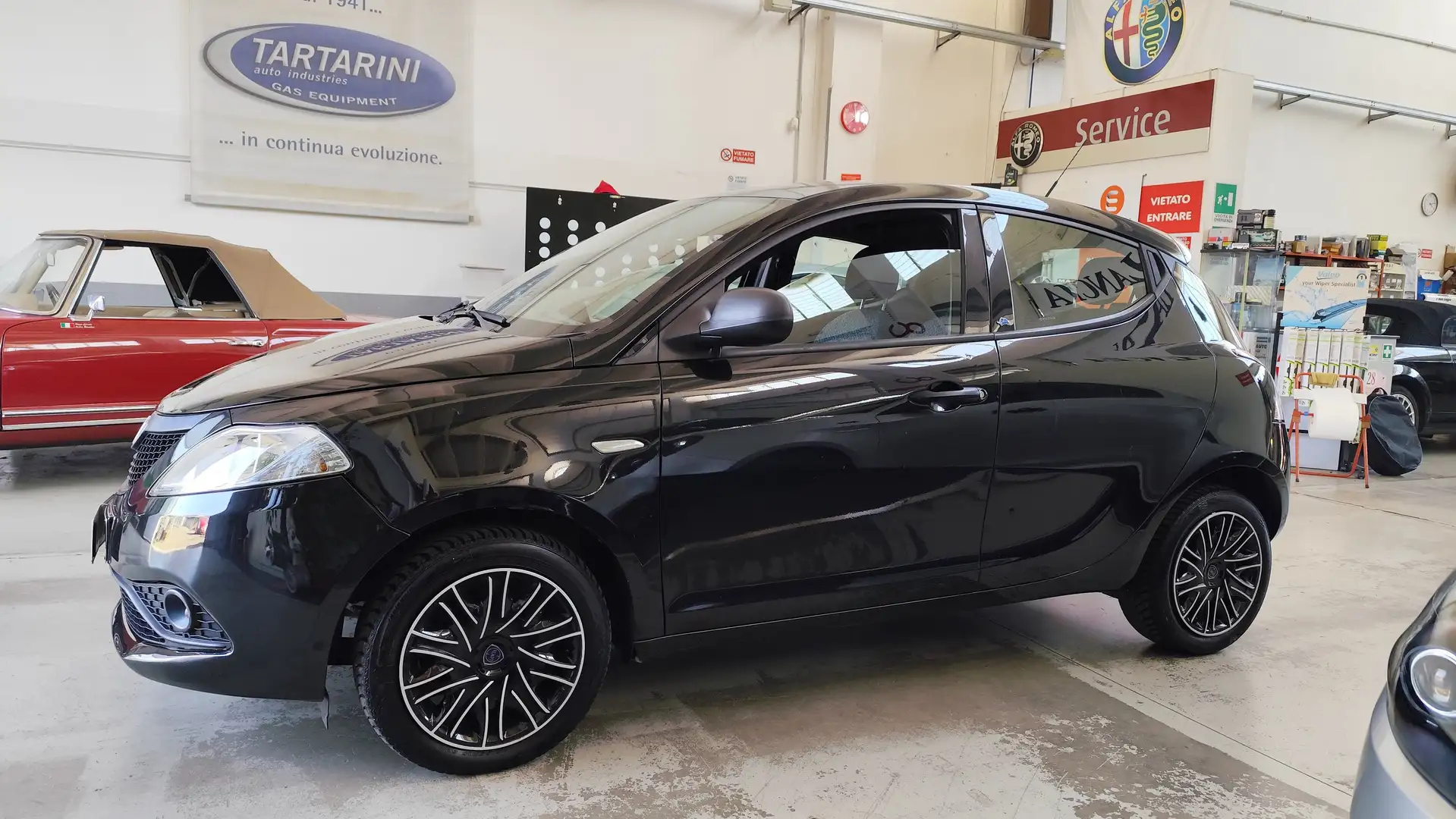 Lancia Ypsilon 1.2 Elefantino Blu ecochic Gpl 69cv my19 Nero - 2