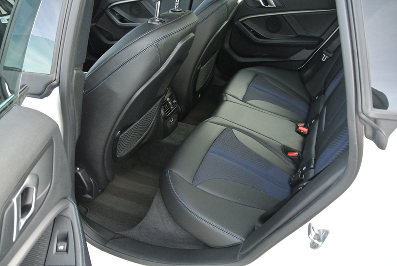 BMW 218 d  Aut. * M-Paket * LED-SW ** LEDER * NAVI — photo 9
