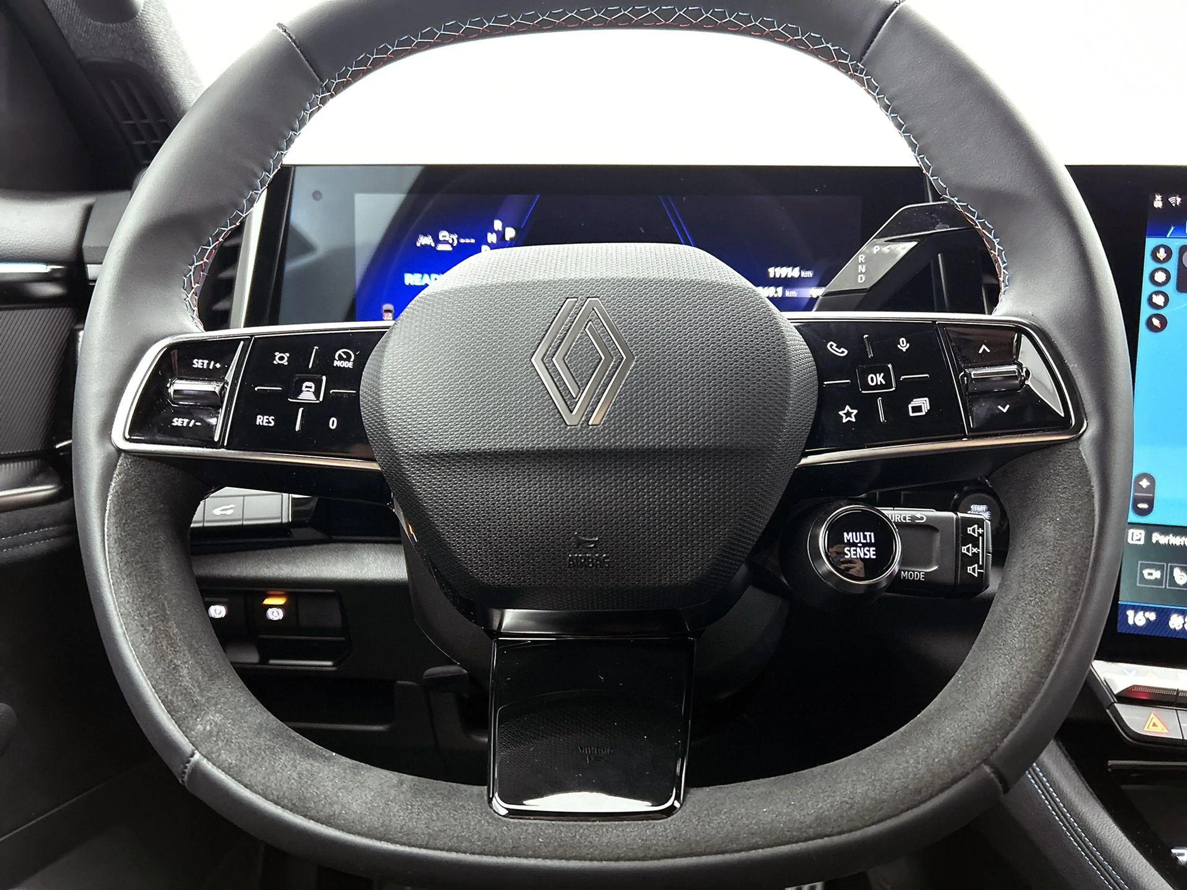 Renault Austral 1.2 E-Tech full hybrid 200 esprit Alpine — photo 13