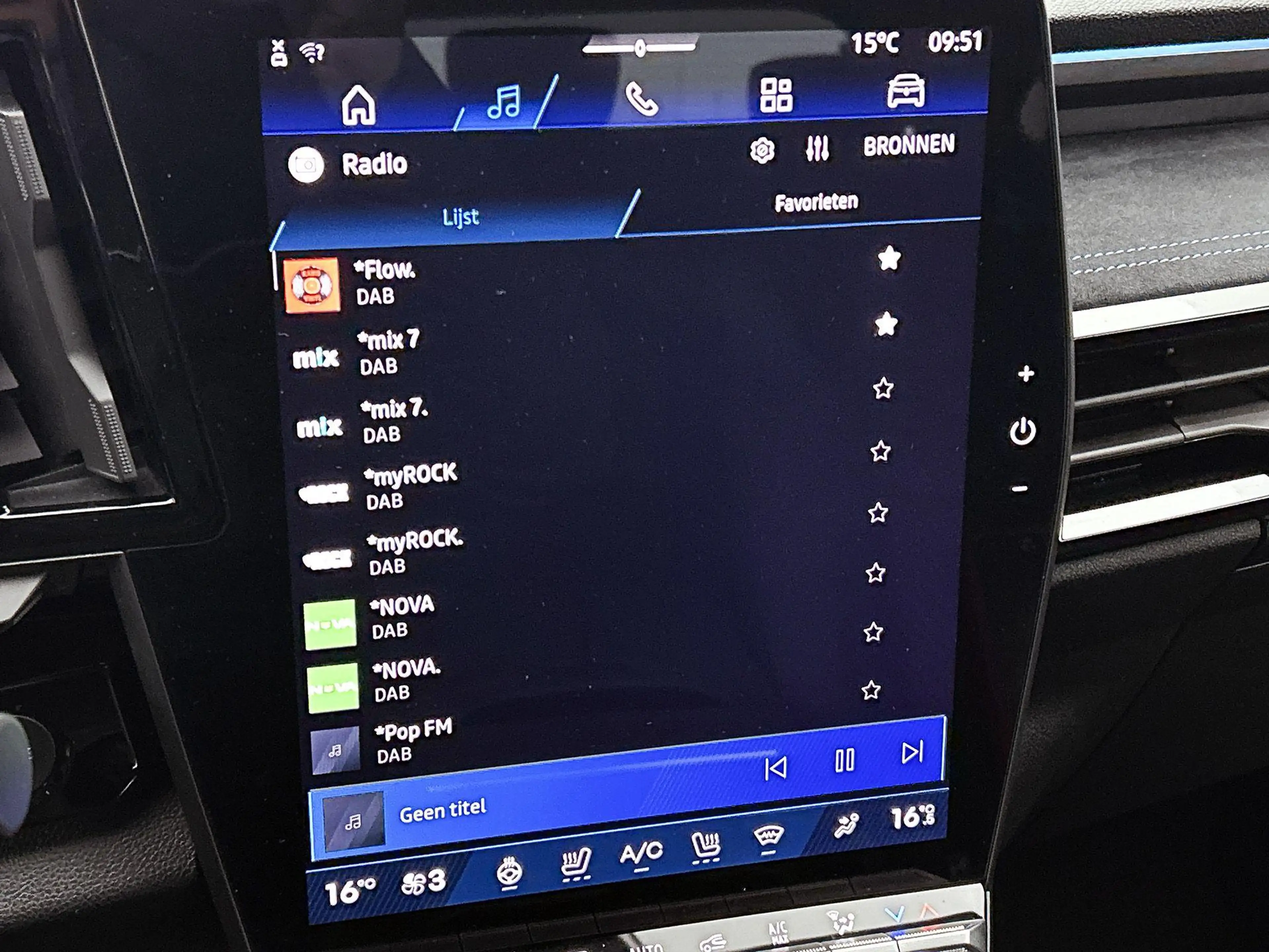 Renault Austral 1.2 E-Tech full hybrid 200 esprit Alpine — photo 15
