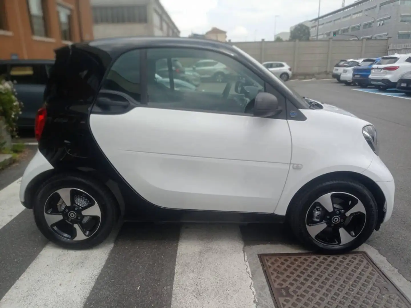 smart forTwo Eq Passion 60 Kw Bianco - 2