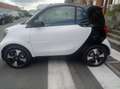 smart forTwo Eq Passion 60 Kw Weiß - thumbnail 3