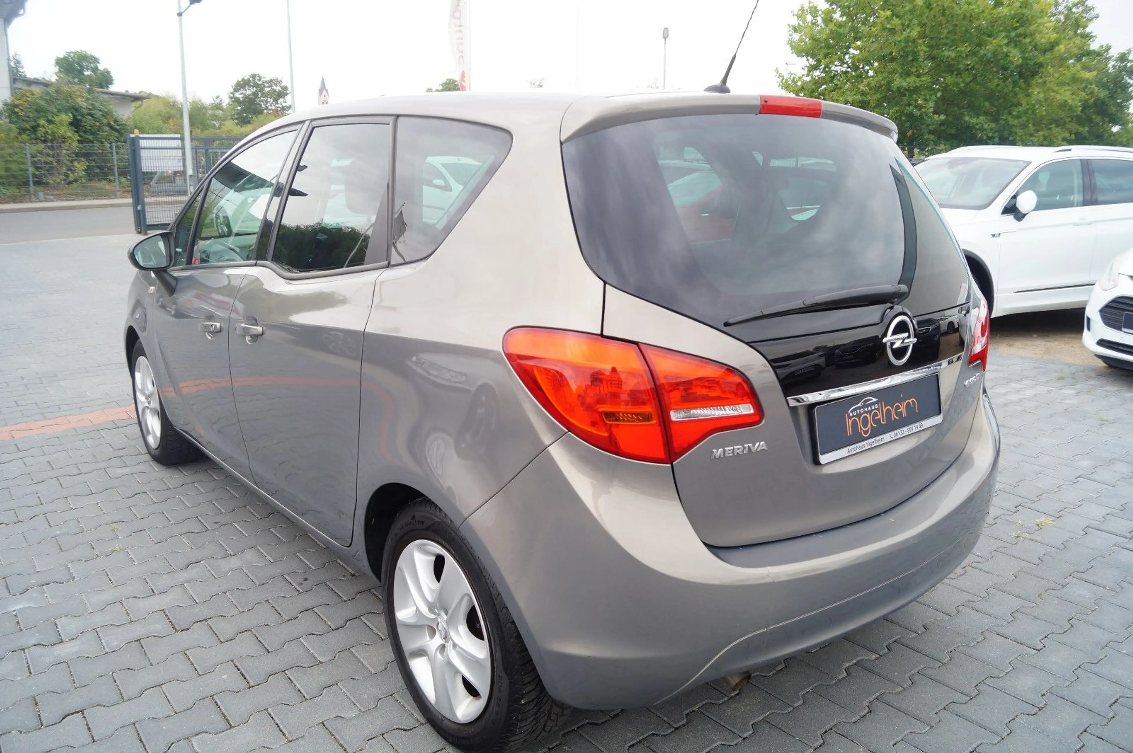 Opel Meriva B Design Edition Klimaanlage — photo 5