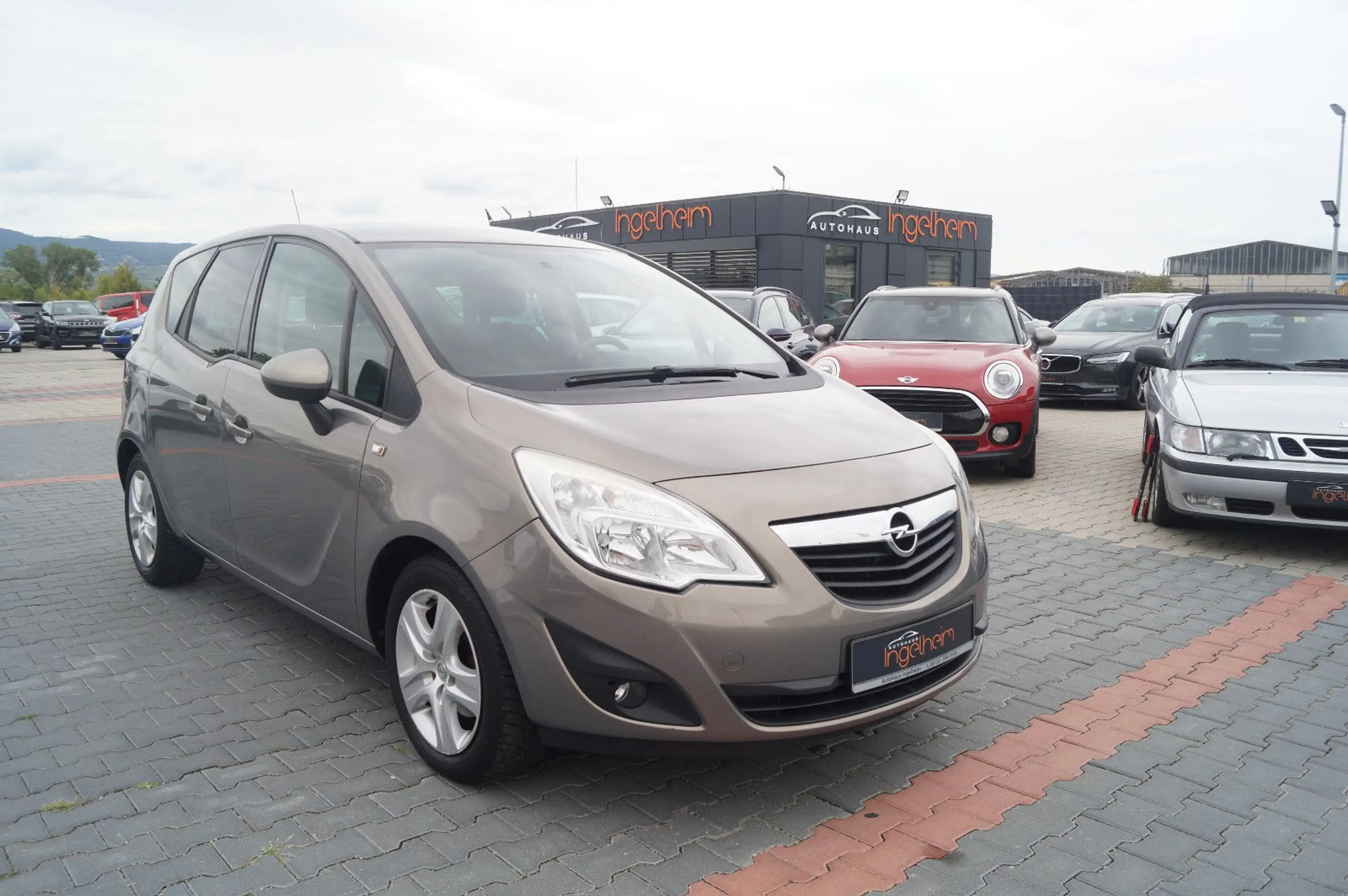 Opel Meriva B Design Edition Klimaanlage