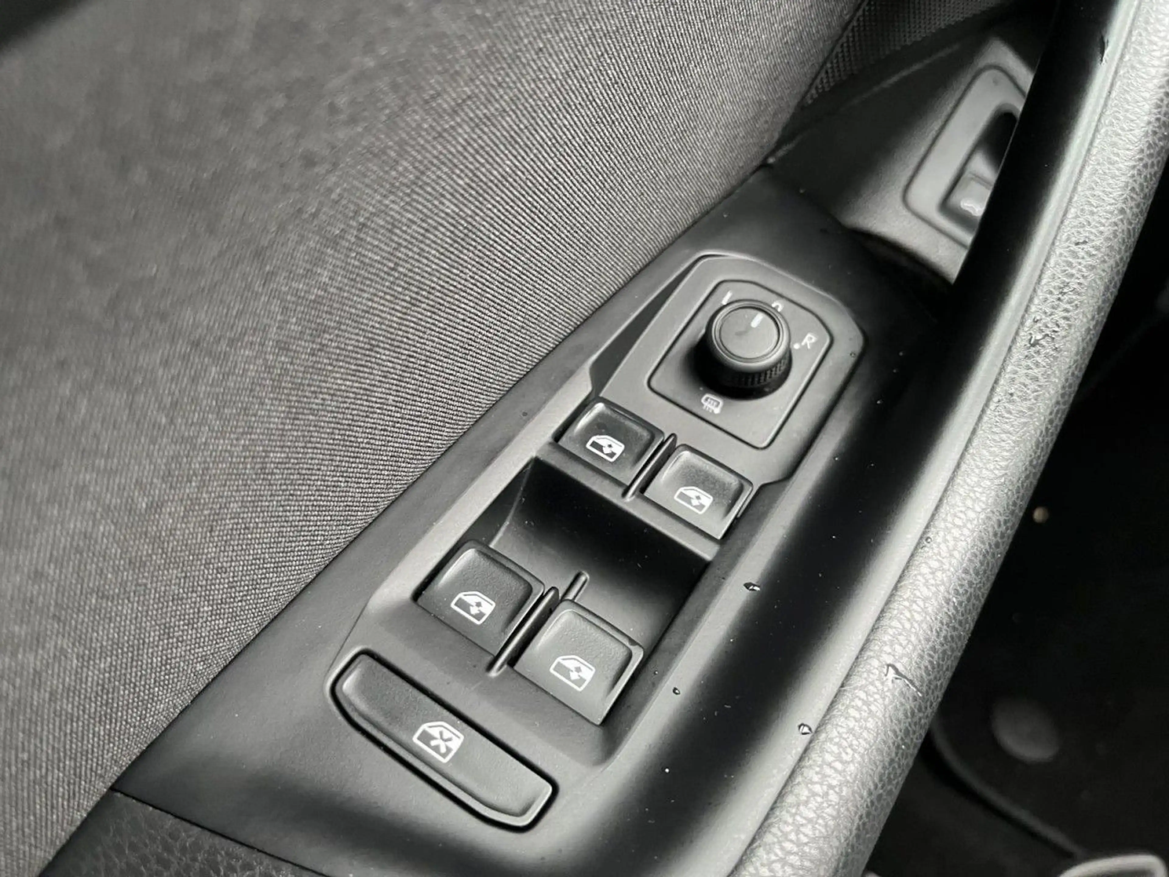 Volkswagen Passat Variant 2,0 TDI DSG Business (LED+Sitzhzg — photo 15
