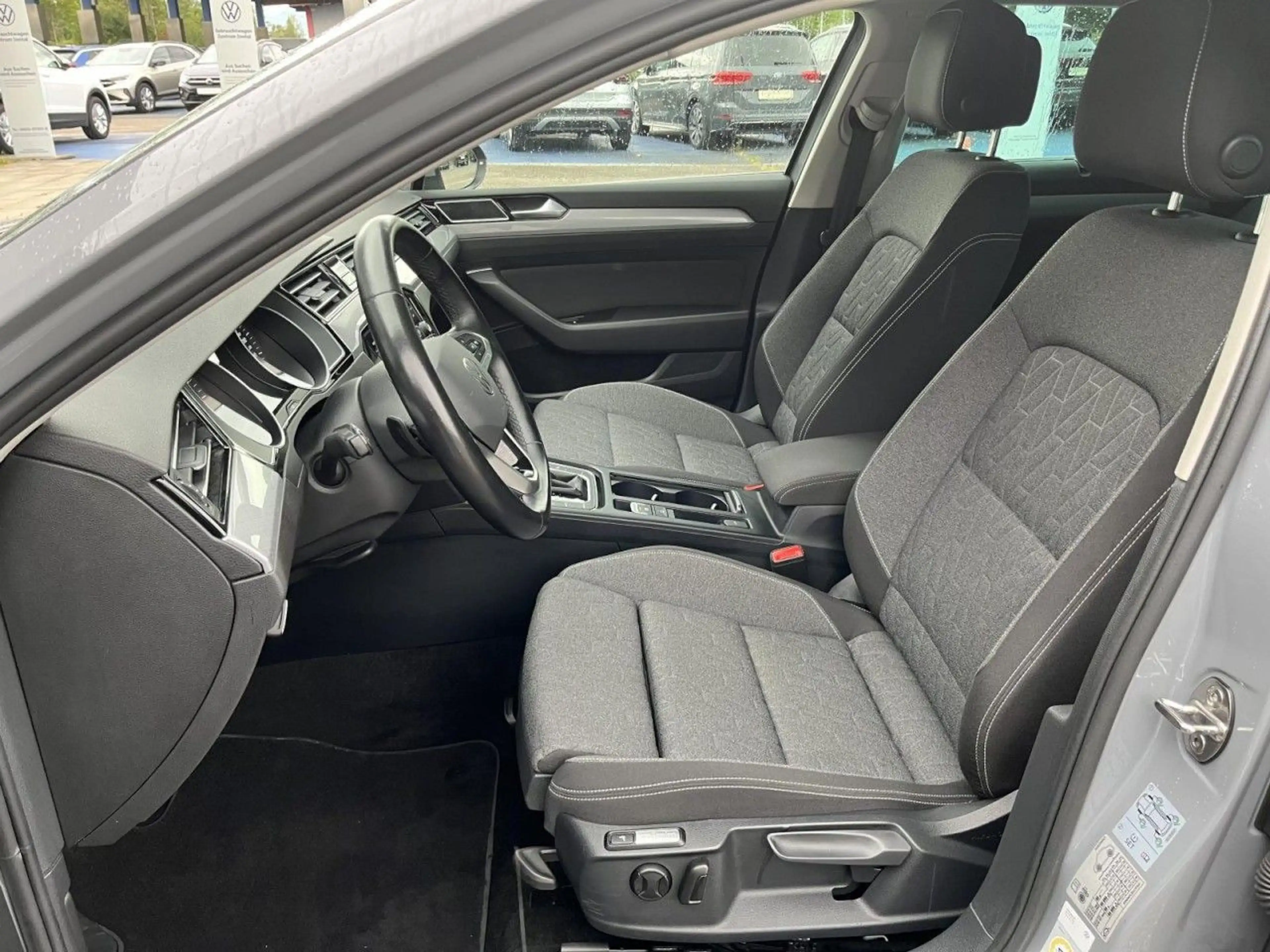 Volkswagen Passat Variant 2,0 TDI DSG Business (LED+Sitzhzg — photo 8