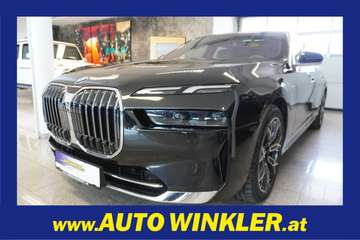e xDrive Limousine Aut./Lang/Fond Ent./Massage