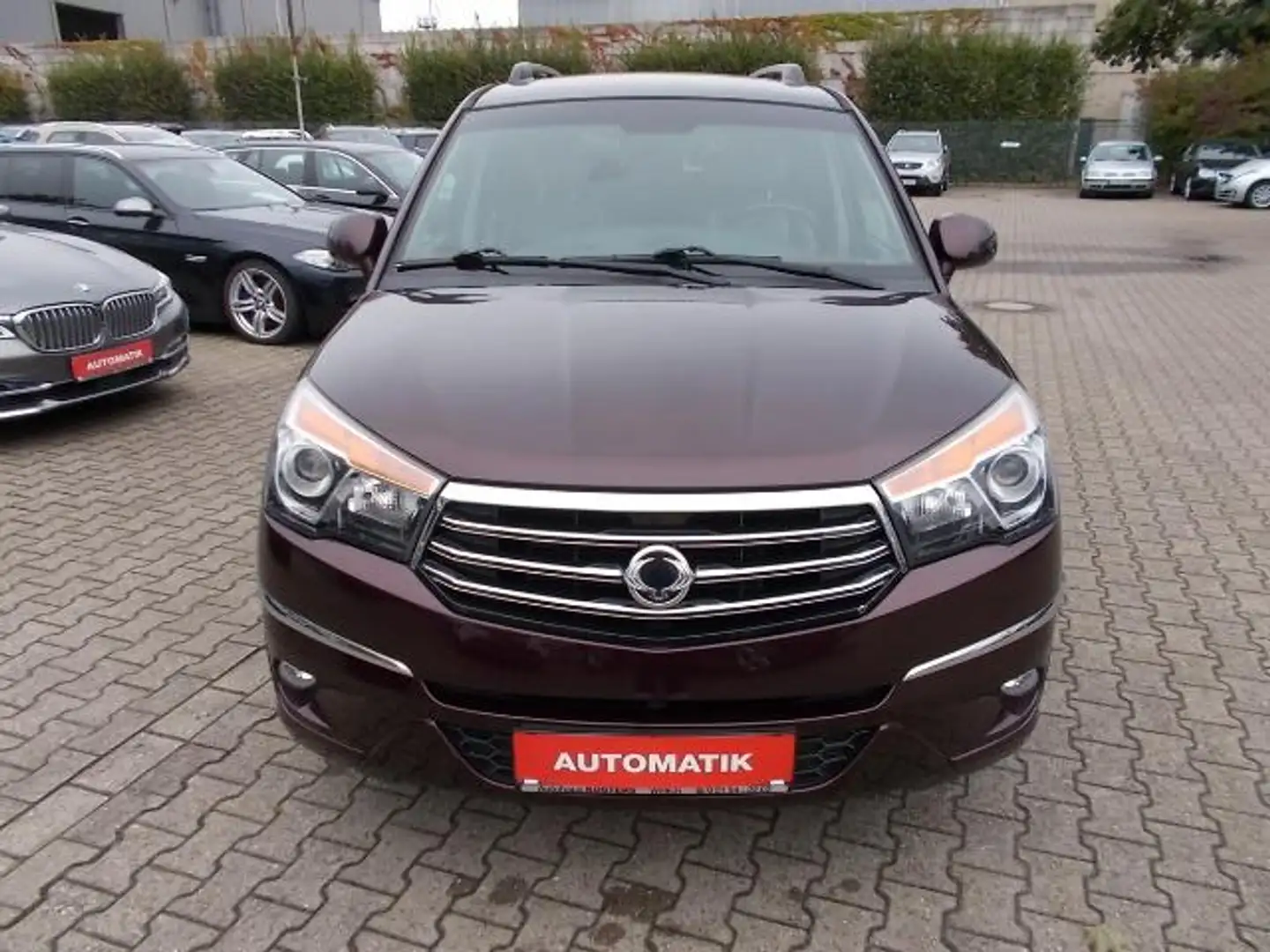 SsangYong Rodius Sapphire AHK Navi Trennwand 5 Sitze Rood - 2