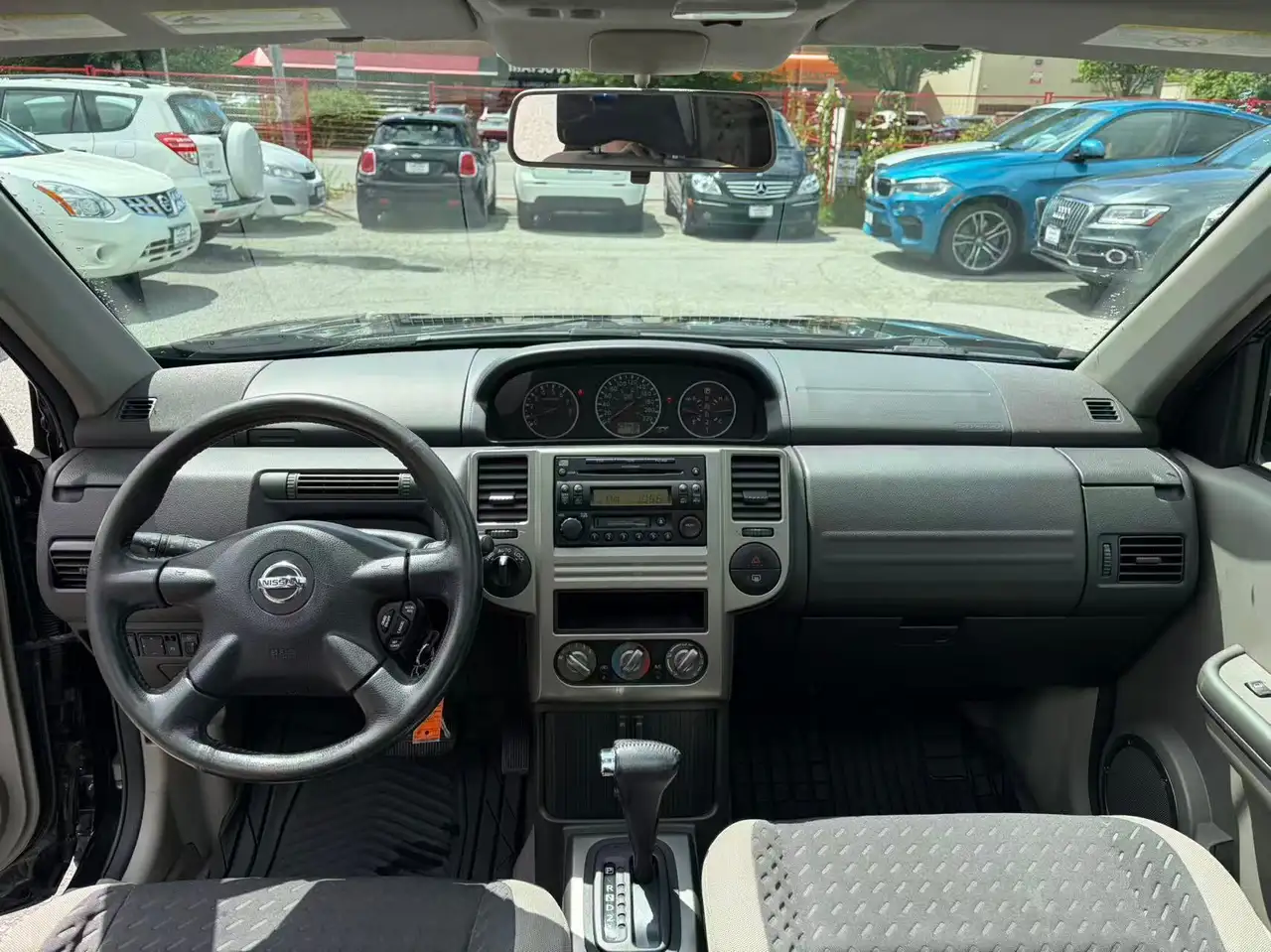 Nissan X-Trail photo Nissan X-Trail