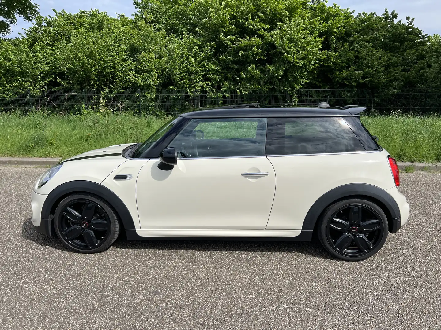MINI Cooper 1.5 Business, JCW, panodak, navi Wit - 2