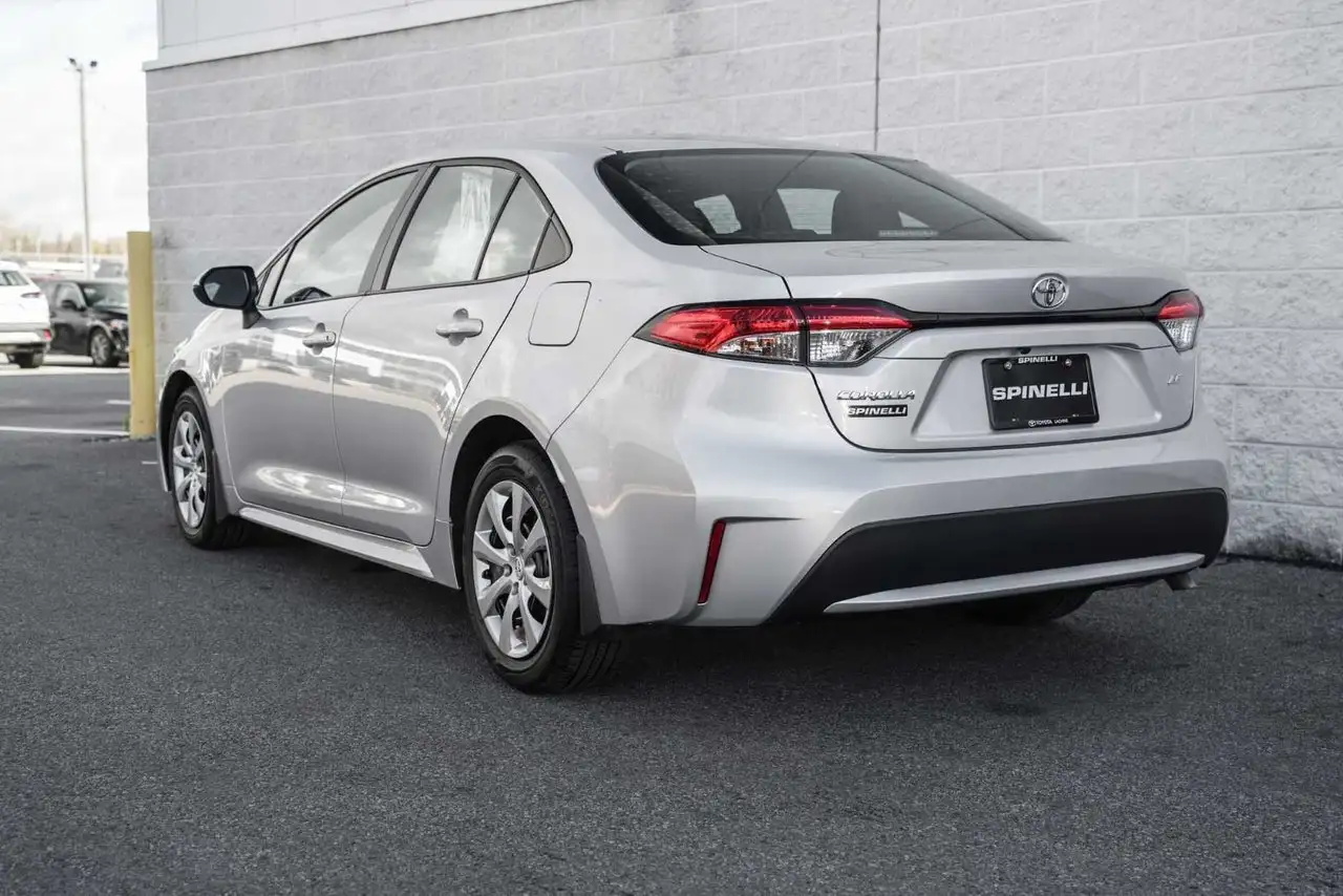 Toyota Corolla снимка Toyota Corolla