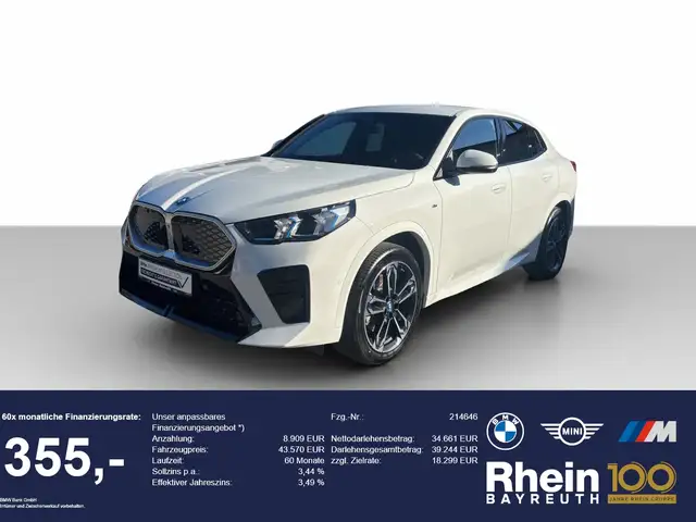 BMW iX2 xDrive30 M Sport Navi AdapLED ACC HUD Park+ Navi A