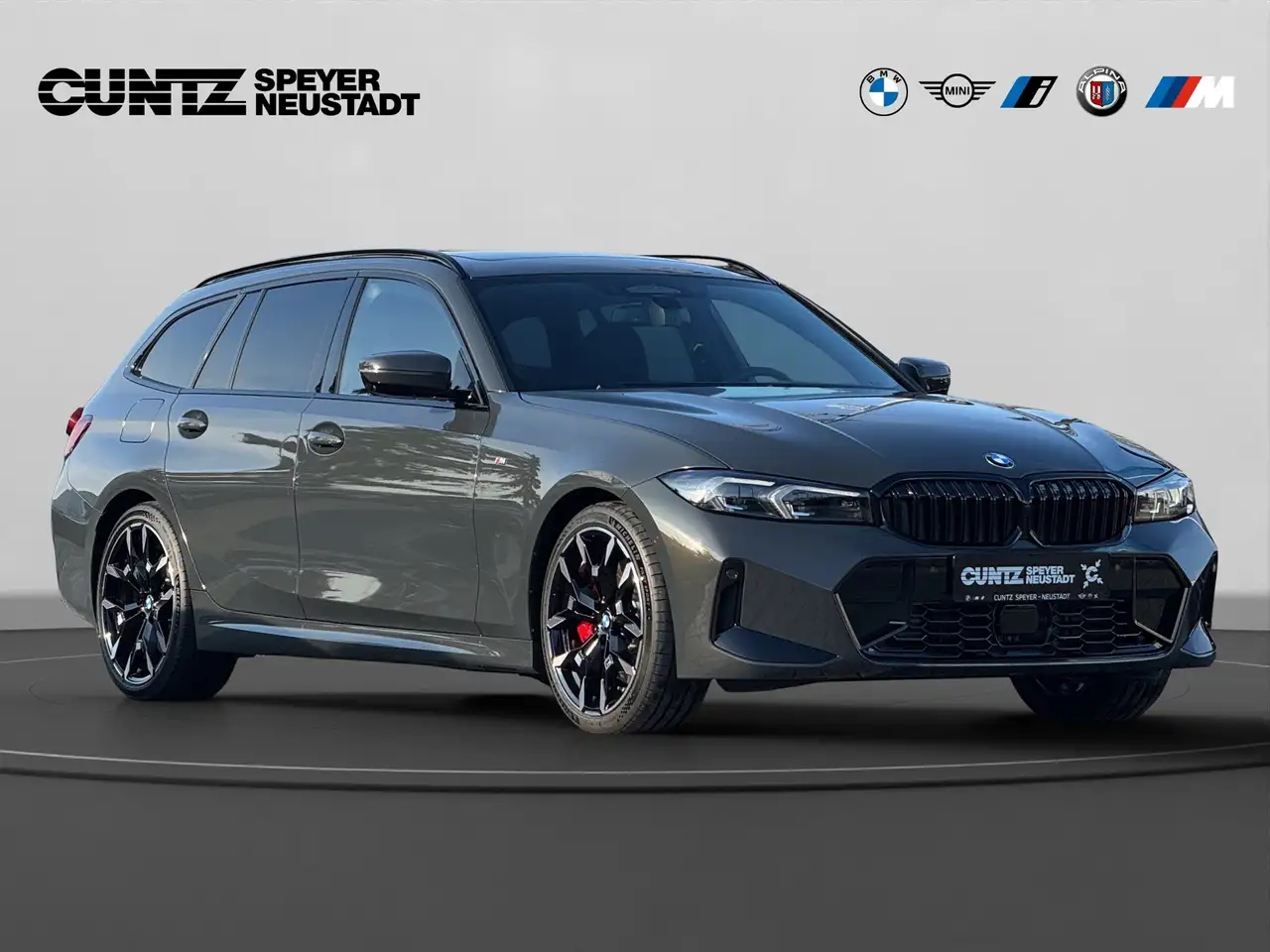 BMW 320 d Touring M Sportpaket Pro HK VFW FOKUS Q2 3