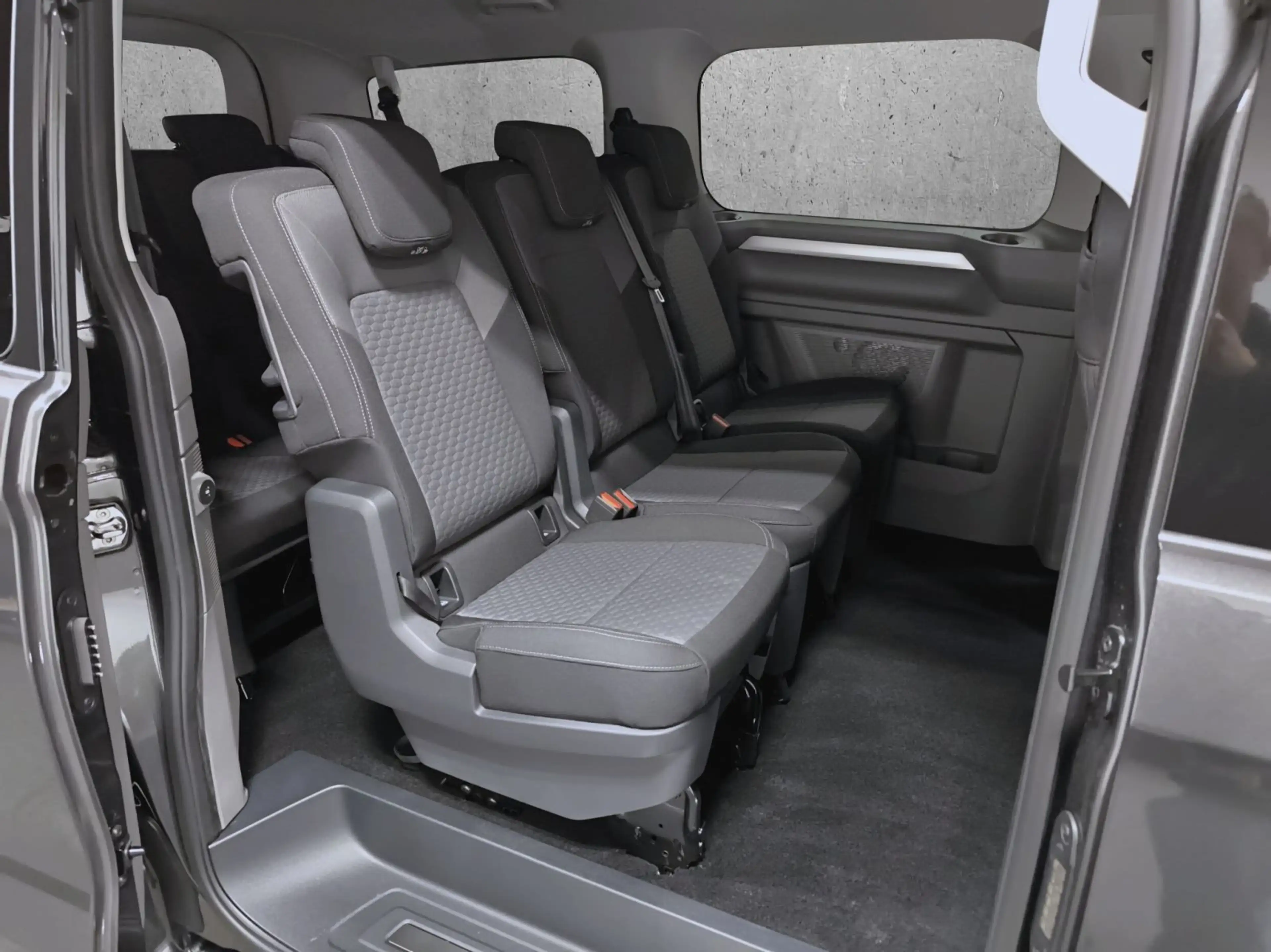 Volkswagen T7 Caravelle Edition 2.0 TDI 4-motion Automatik — photo 14