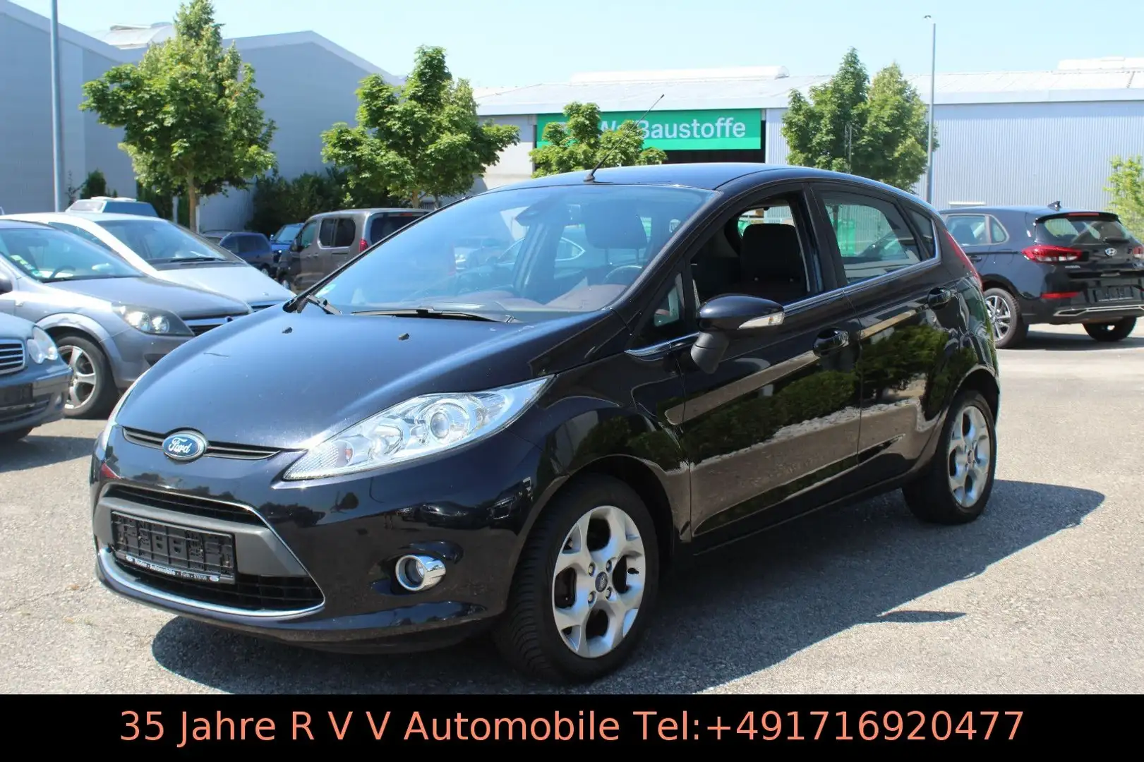 Ford Fiesta 1.2 Titanium, 1.Hand, Scheckheftgepflegt, Schwarz - 2
